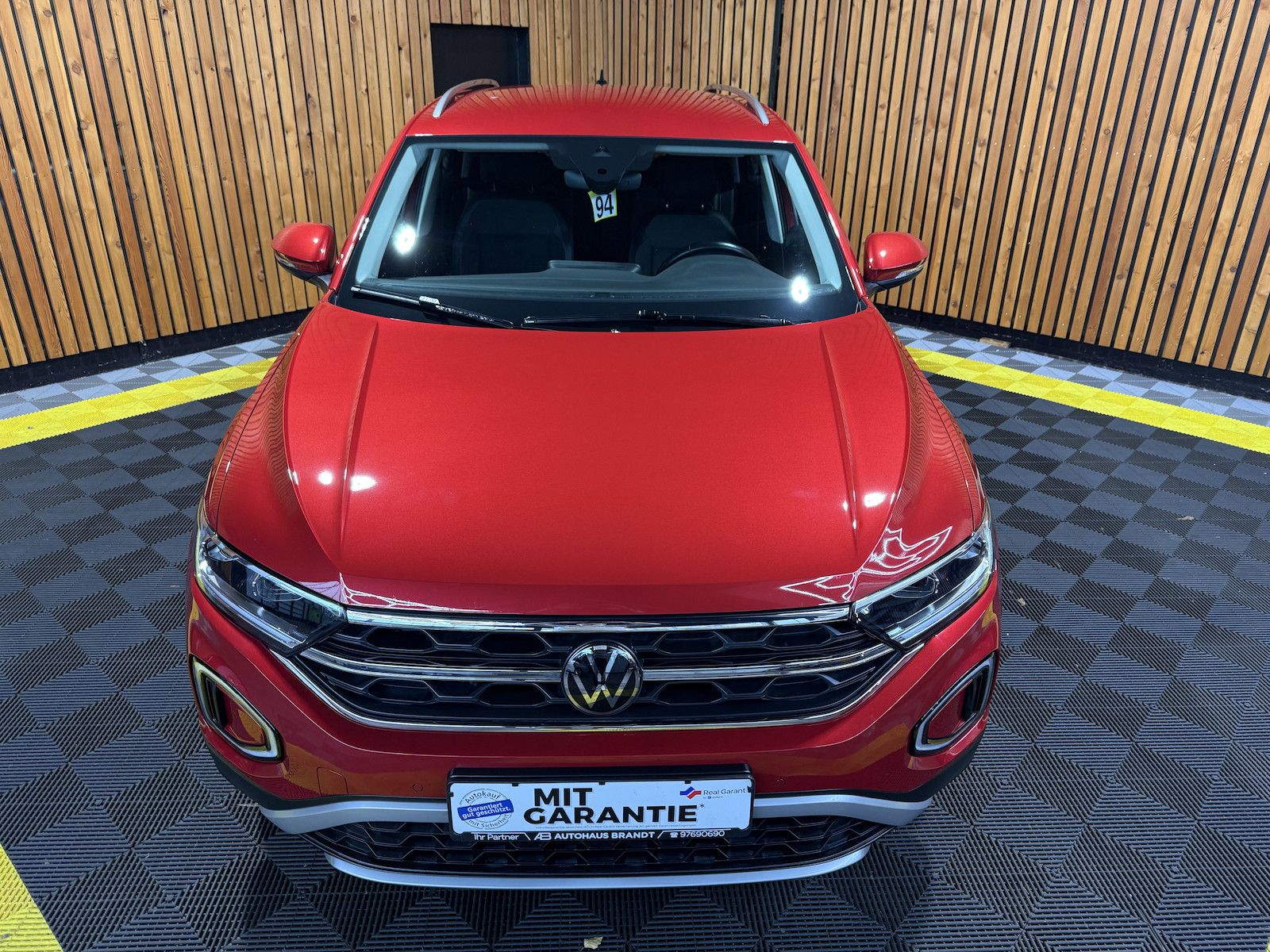 Fahrzeugabbildung Volkswagen T-Roc TSI Style *Navi*LED*Virtual*ACC*App