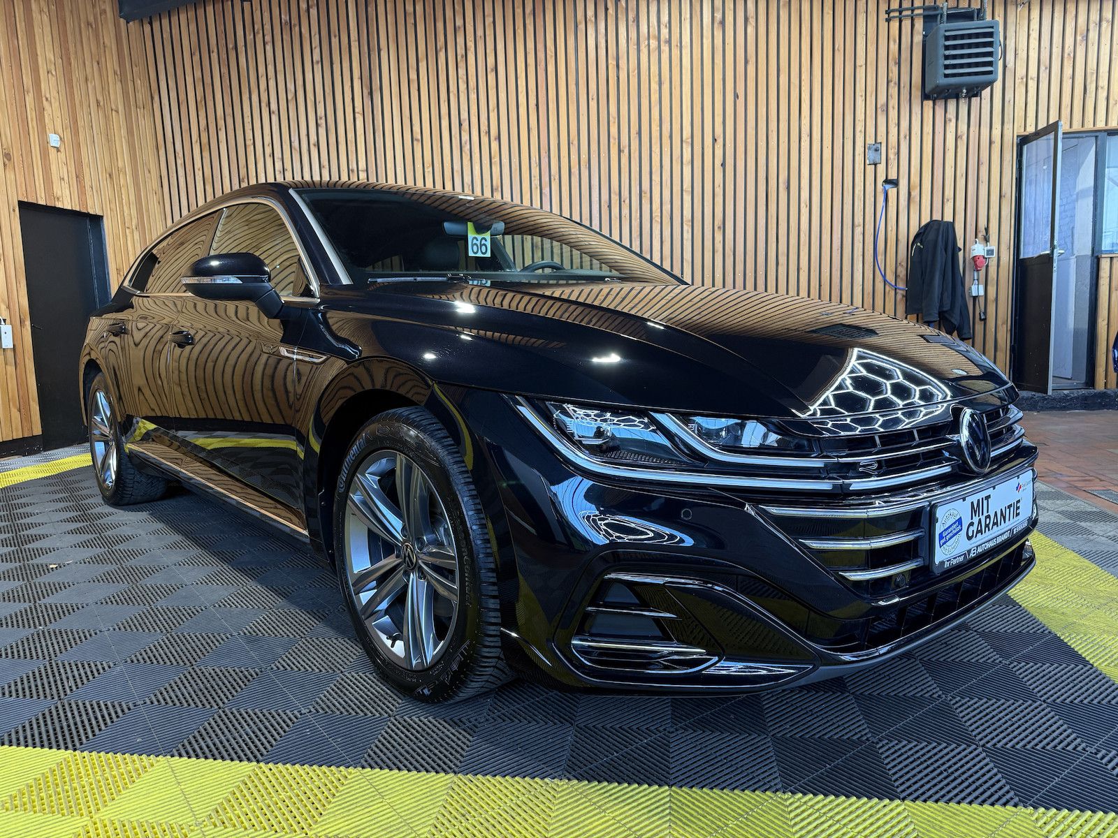 Fahrzeugabbildung Volkswagen Arteon SB.2,0 TSI R-Line Navi*Kam*Virtual*AHK*IQ
