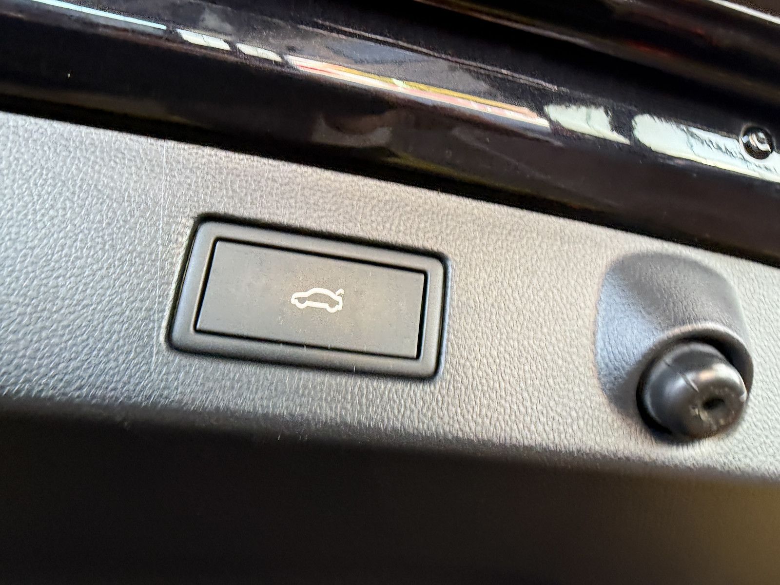 Fahrzeugabbildung Volkswagen Arteon SB.2,0 TSI R-Line Navi*Kam*Virtual*AHK*IQ