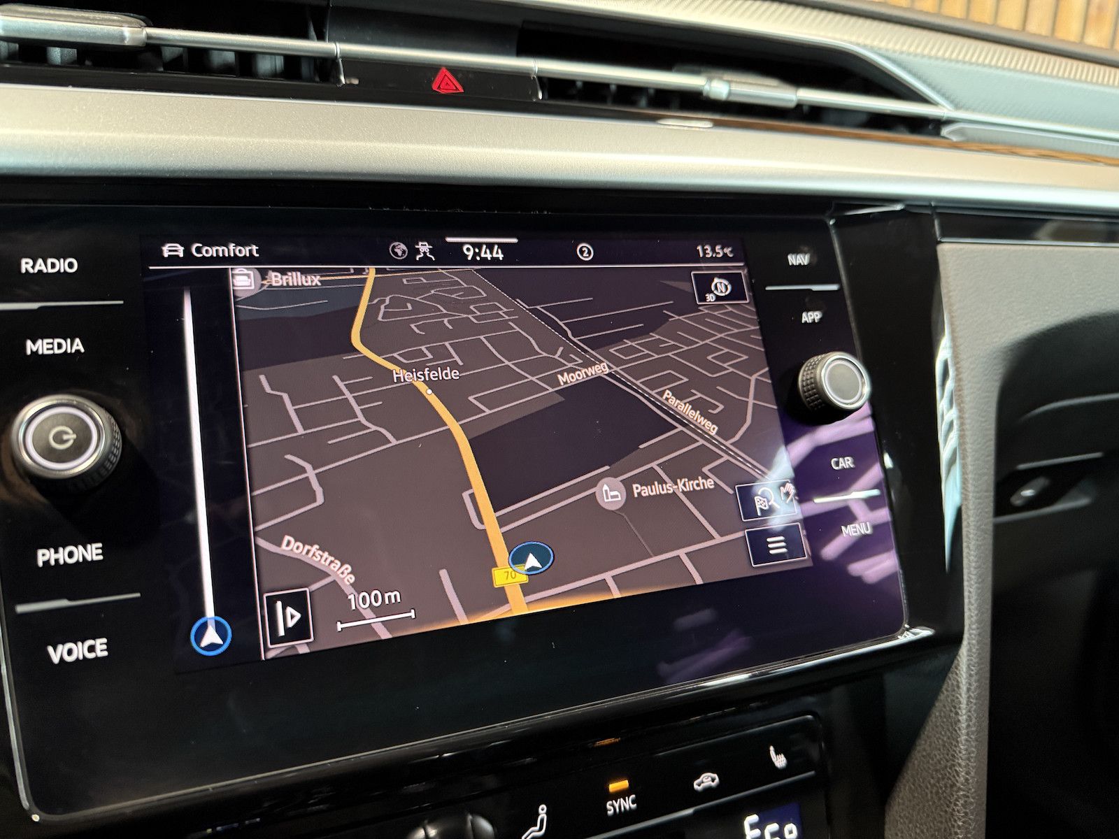 Fahrzeugabbildung Volkswagen Arteon 1.4 eHybrid SB. R-Line *Navi*IQ*Kam*Pano*