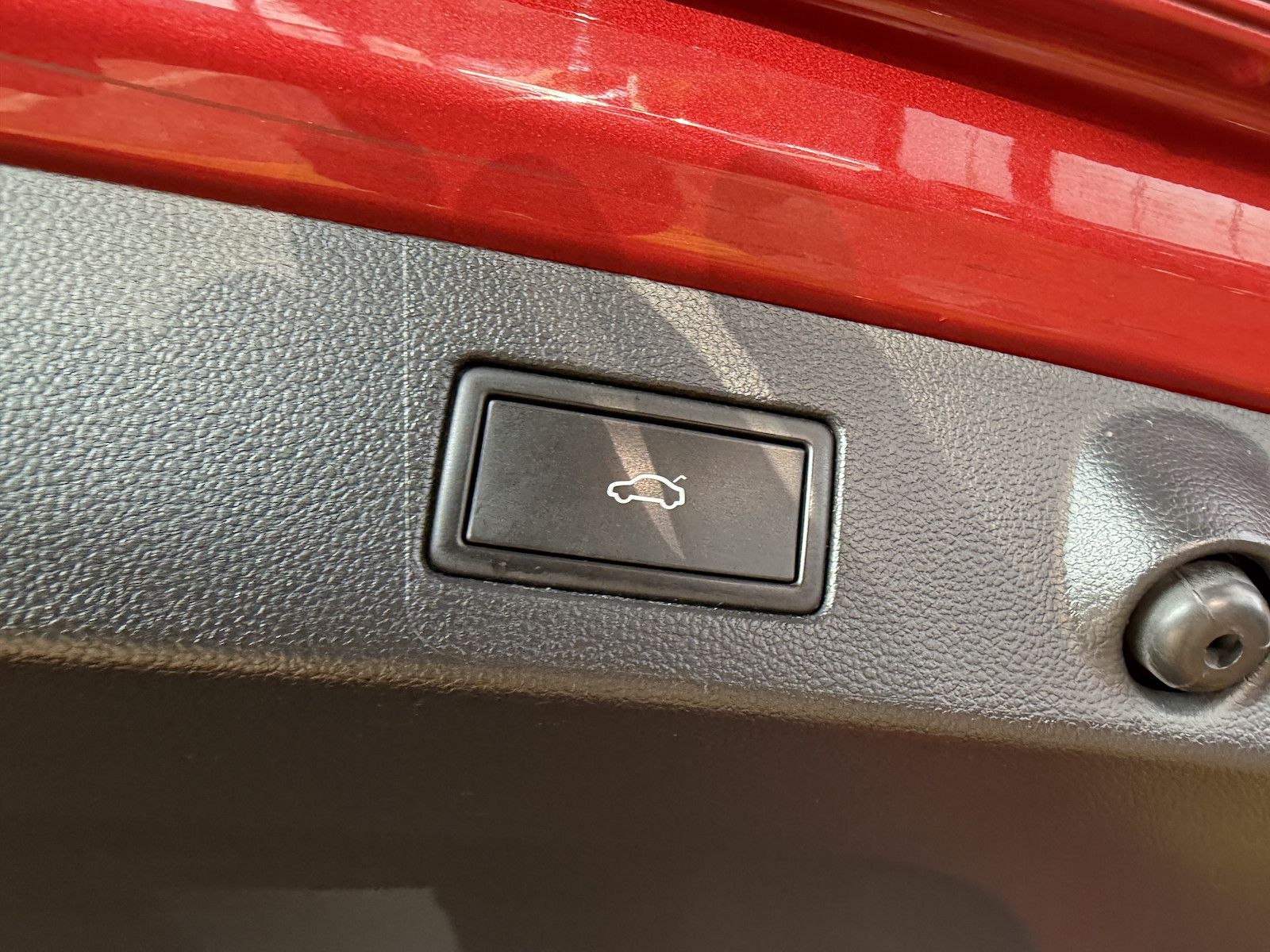 Fahrzeugabbildung Volkswagen Arteon 1.4 eHybrid SB. R-Line *Navi*IQ*Kam*Pano*