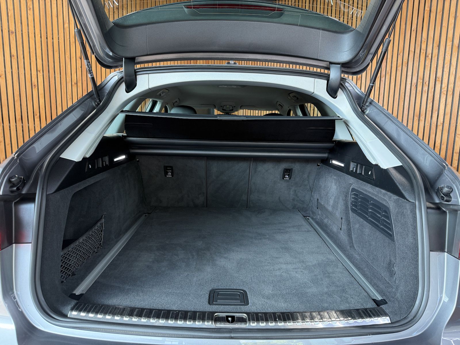 Fahrzeugabbildung Audi A6 Avant sport TFSI *Navi*Leder*Kam*Keyl.*ACC