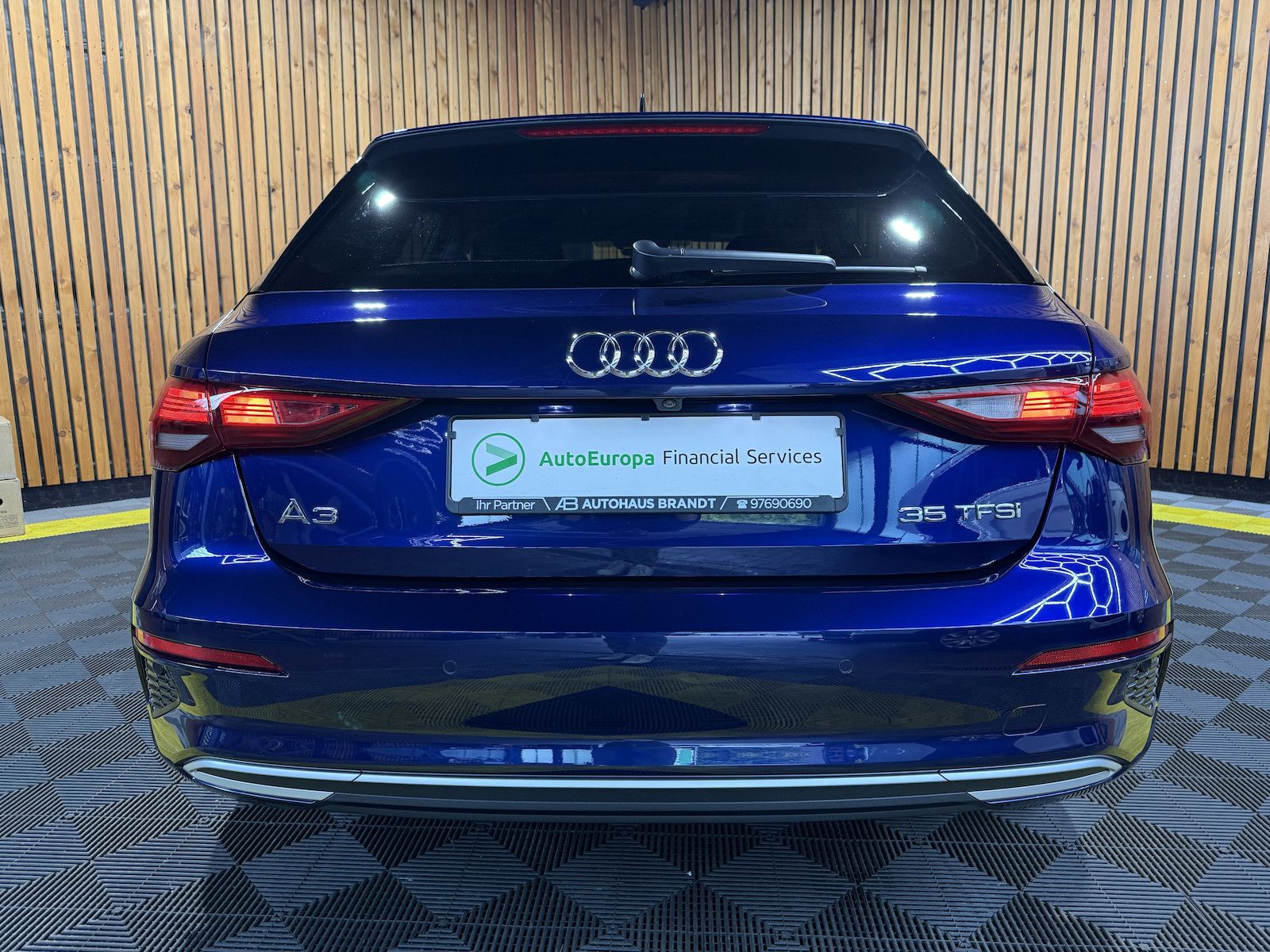 Fahrzeugabbildung Audi A3 Sportback advanced TFSI *Navi*LED*Kam*Virtual