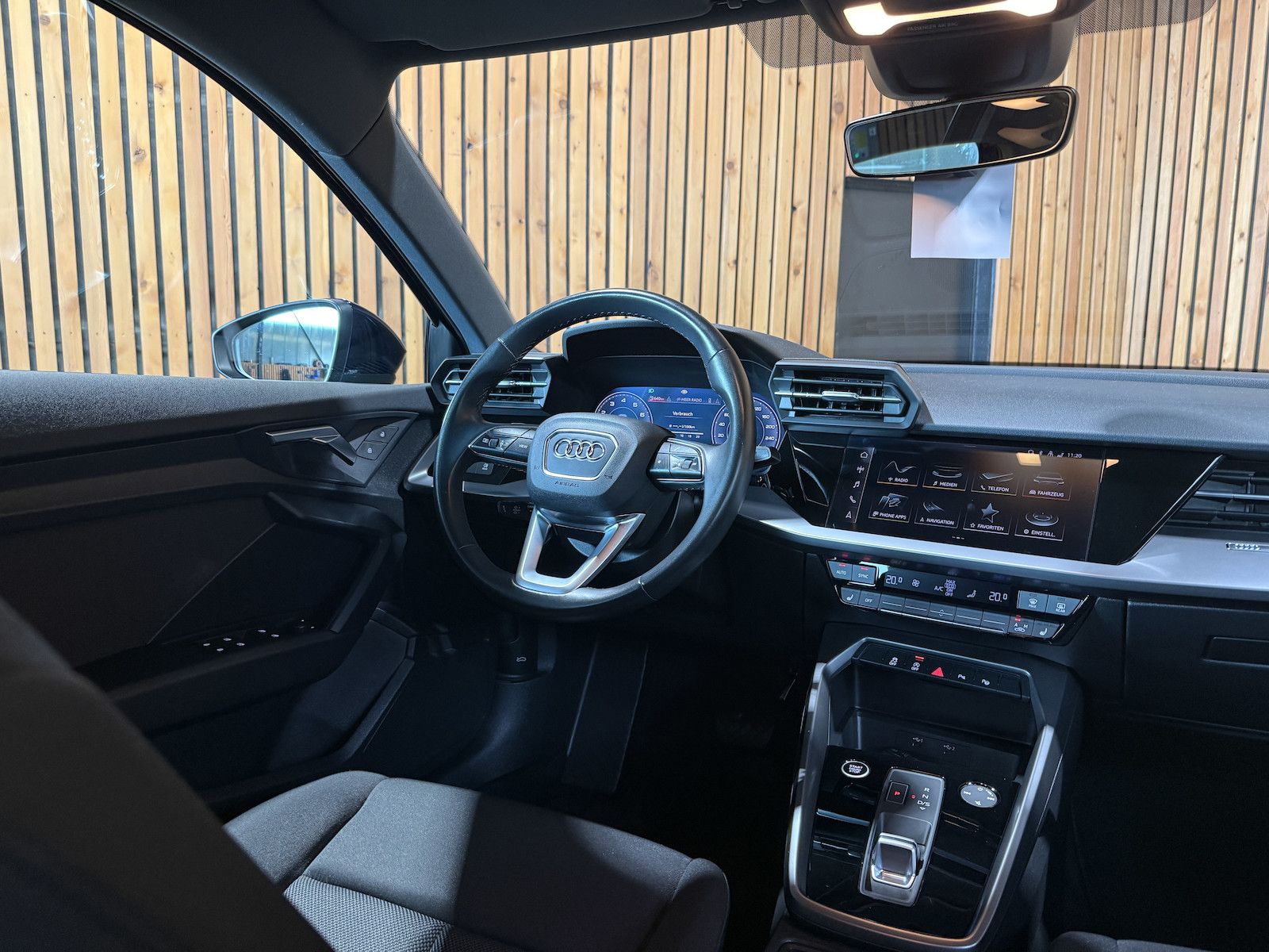 Fahrzeugabbildung Audi A3 Sportback advanced TFSI *Navi*LED*Kam*Virtual