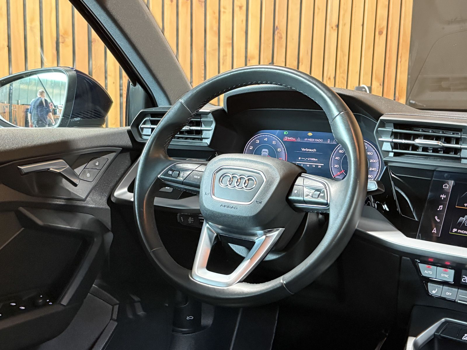 Fahrzeugabbildung Audi A3 Sportback advanced TFSI *Navi*LED*Kam*Virtual