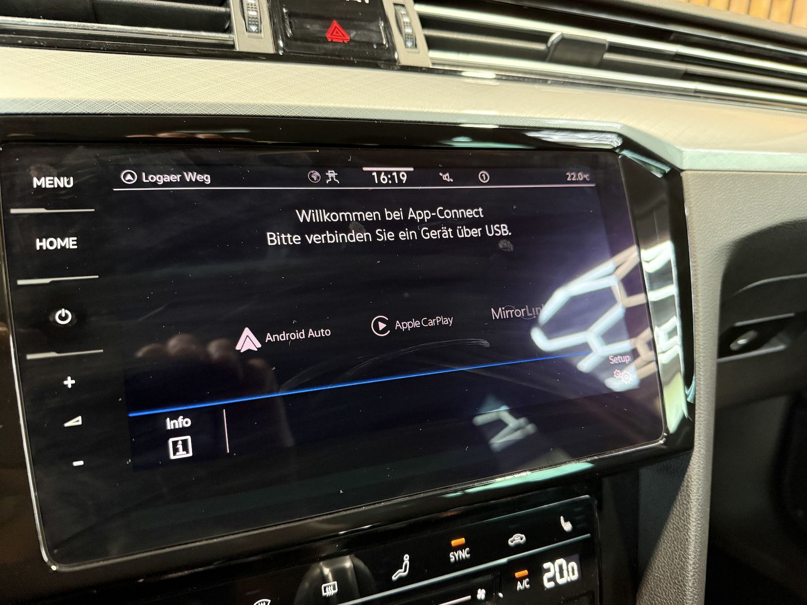 Fahrzeugabbildung Volkswagen Passat Variant 2,0 TDI DSG Navi*IQ*Kam*Leder*VIR