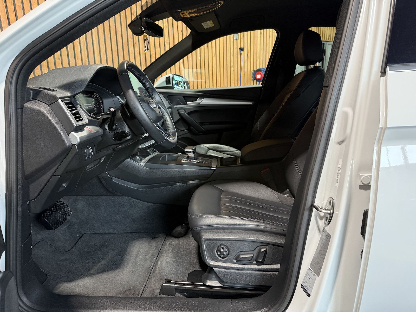 Fahrzeugabbildung Audi Q5 40 TDI qu. advan. *Navi*Kam*ACC*Virtual*Leder