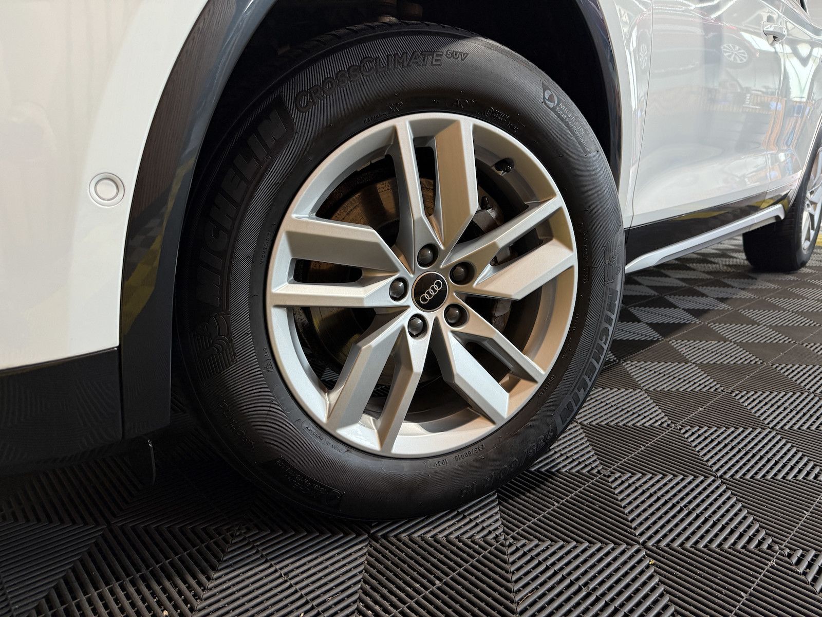 Fahrzeugabbildung Audi Q5 40 TDI qu. advan. *Navi*Kam*ACC*Virtual*Leder