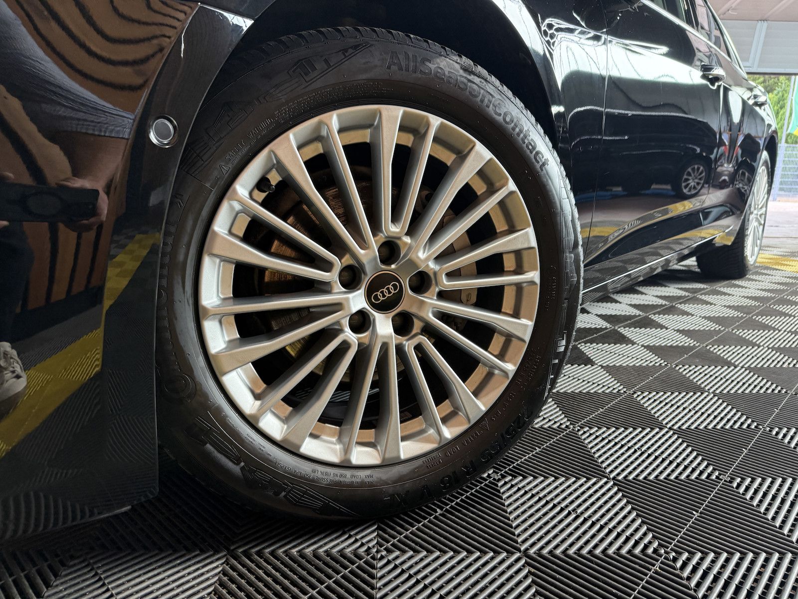 Fahrzeugabbildung Audi A6 Avant 2,0 TDI qu. *Navi*ACC*LED*AHK*Leder*