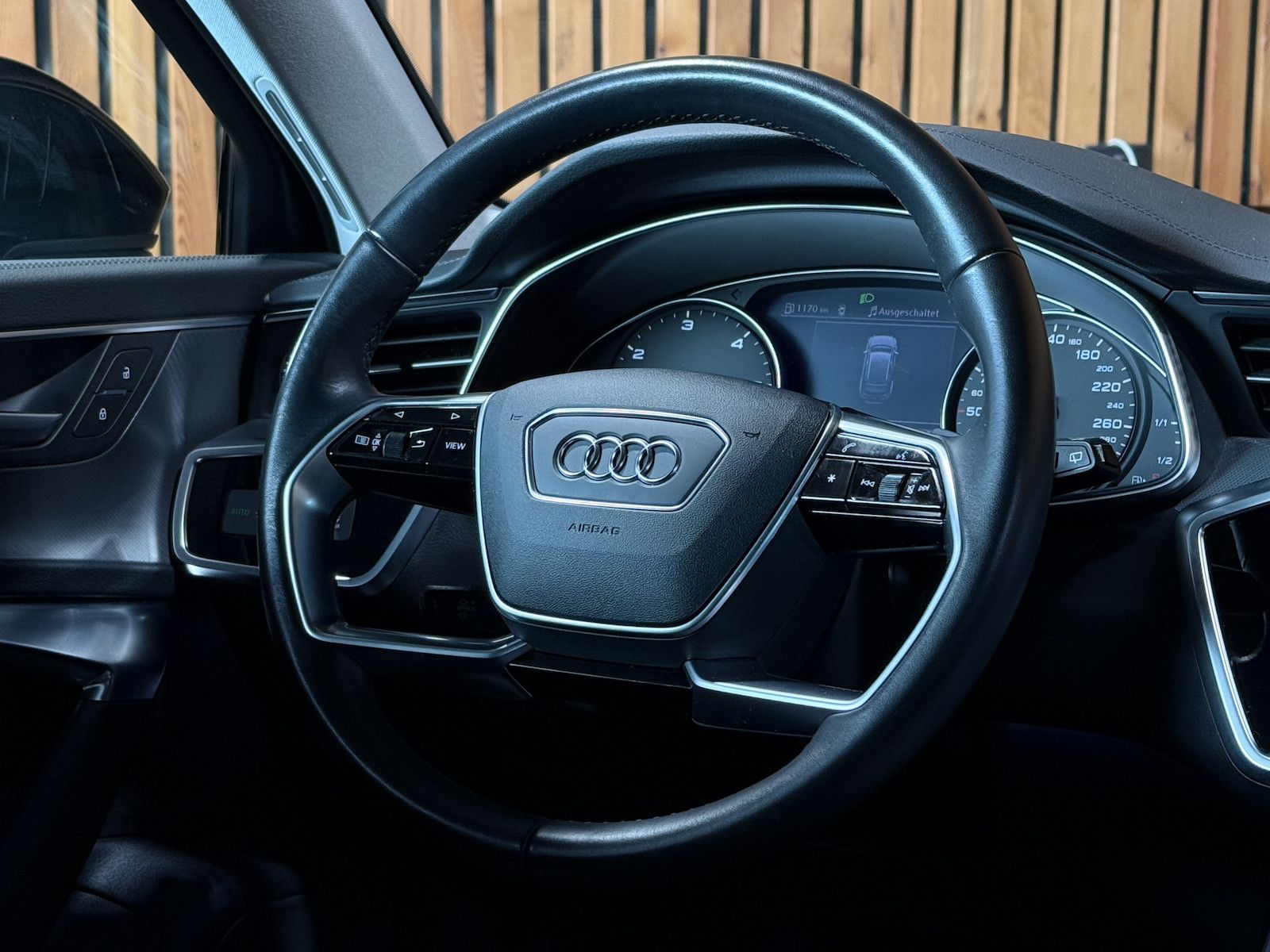 Fahrzeugabbildung Audi A6 Avant 2,0 TDI qu. *Navi*ACC*LED*AHK*Leder*