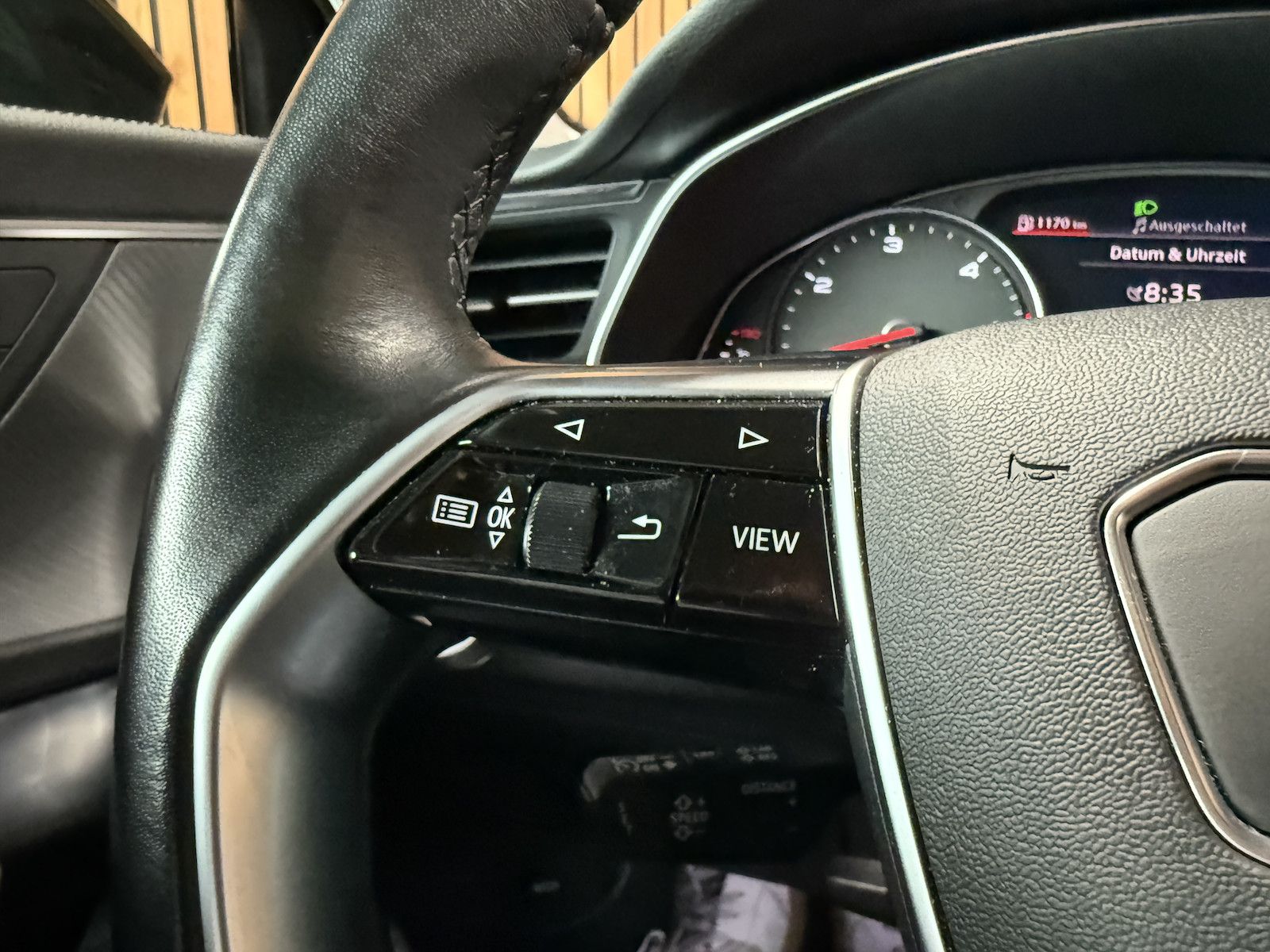 Fahrzeugabbildung Audi A6 Avant 2,0 TDI qu. *Navi*ACC*LED*AHK*Leder*