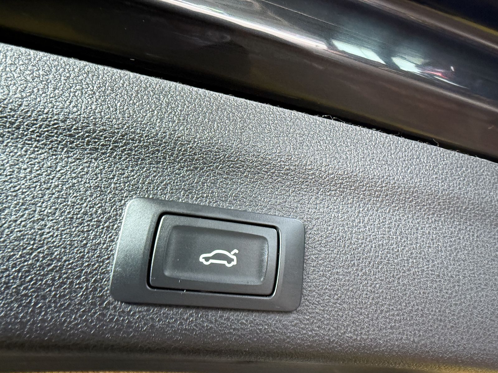 Fahrzeugabbildung Audi A6 Avant 2,0 TDI qu. *Navi*ACC*LED*AHK*Leder*