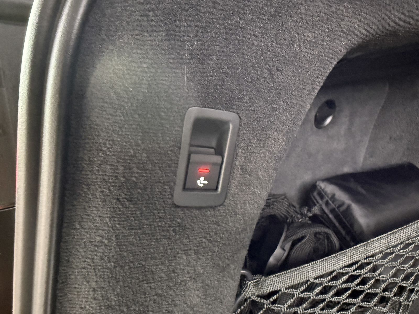 Fahrzeugabbildung Audi A6 Avant 2,0 TDI qu. *Navi*ACC*LED*AHK*Leder*