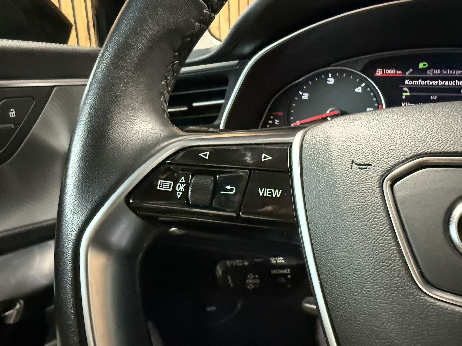 Fahrzeugabbildung Audi A6 Avant 2,0 TDI qu. *Navi*ACC*LED*AHK*Leder*