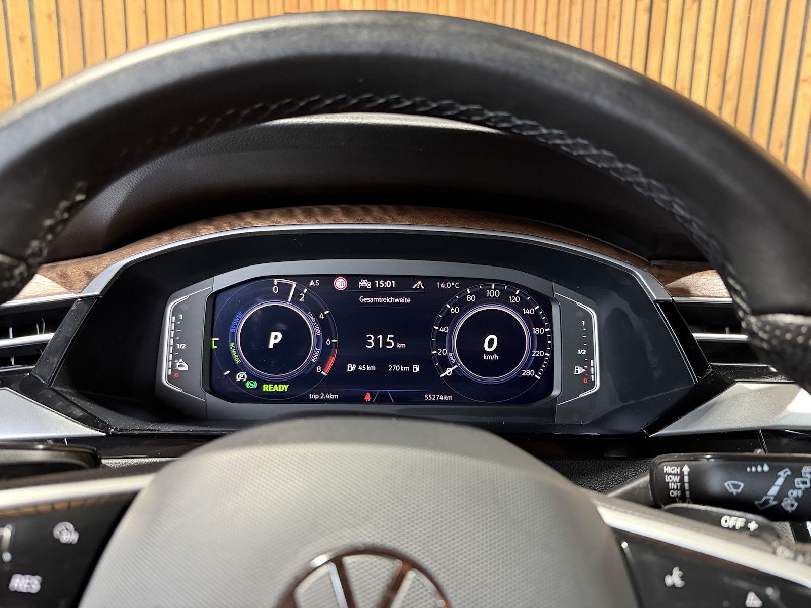 Fahrzeugabbildung Volkswagen Arteon 1.4 eHybrid SB*Navi*LED*Kam*AHK*DCC*Leder