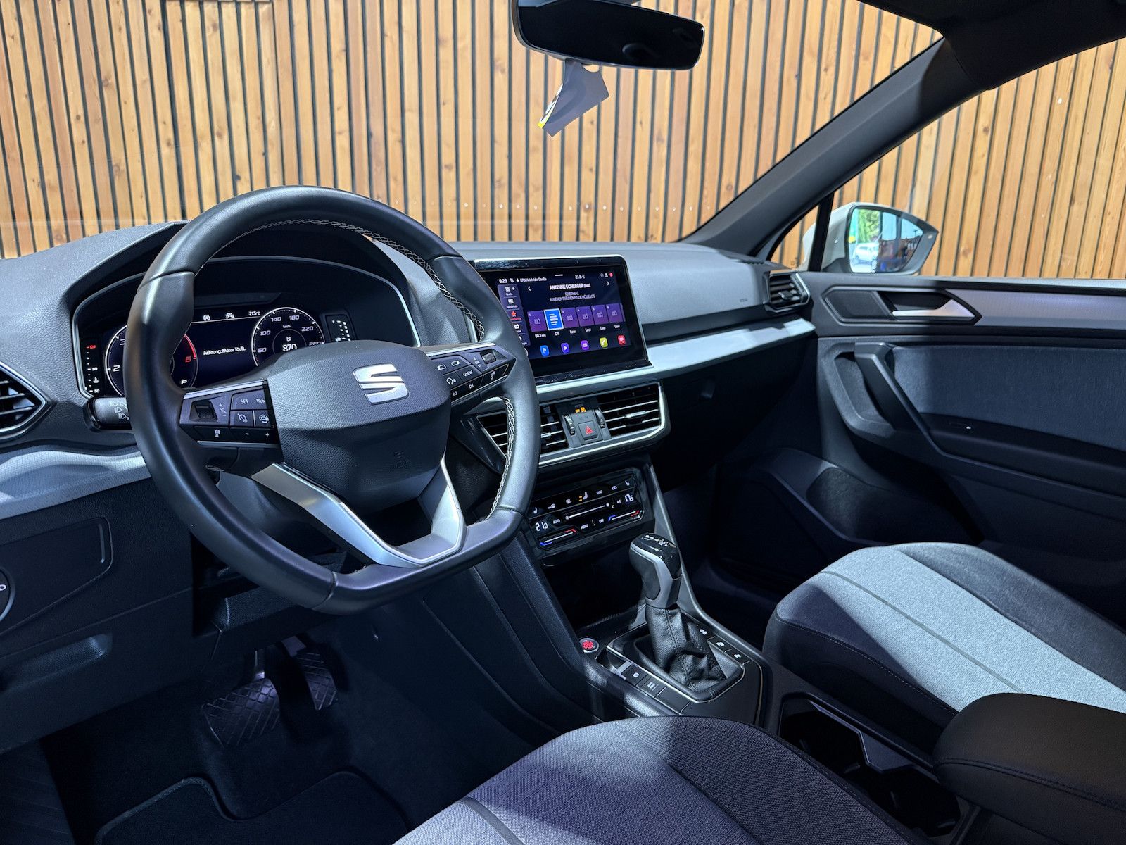 Fahrzeugabbildung SEAT Tarraco 2,0 TDI DSG Navi*LED*Kam*AHK*7-Sitzer*VC