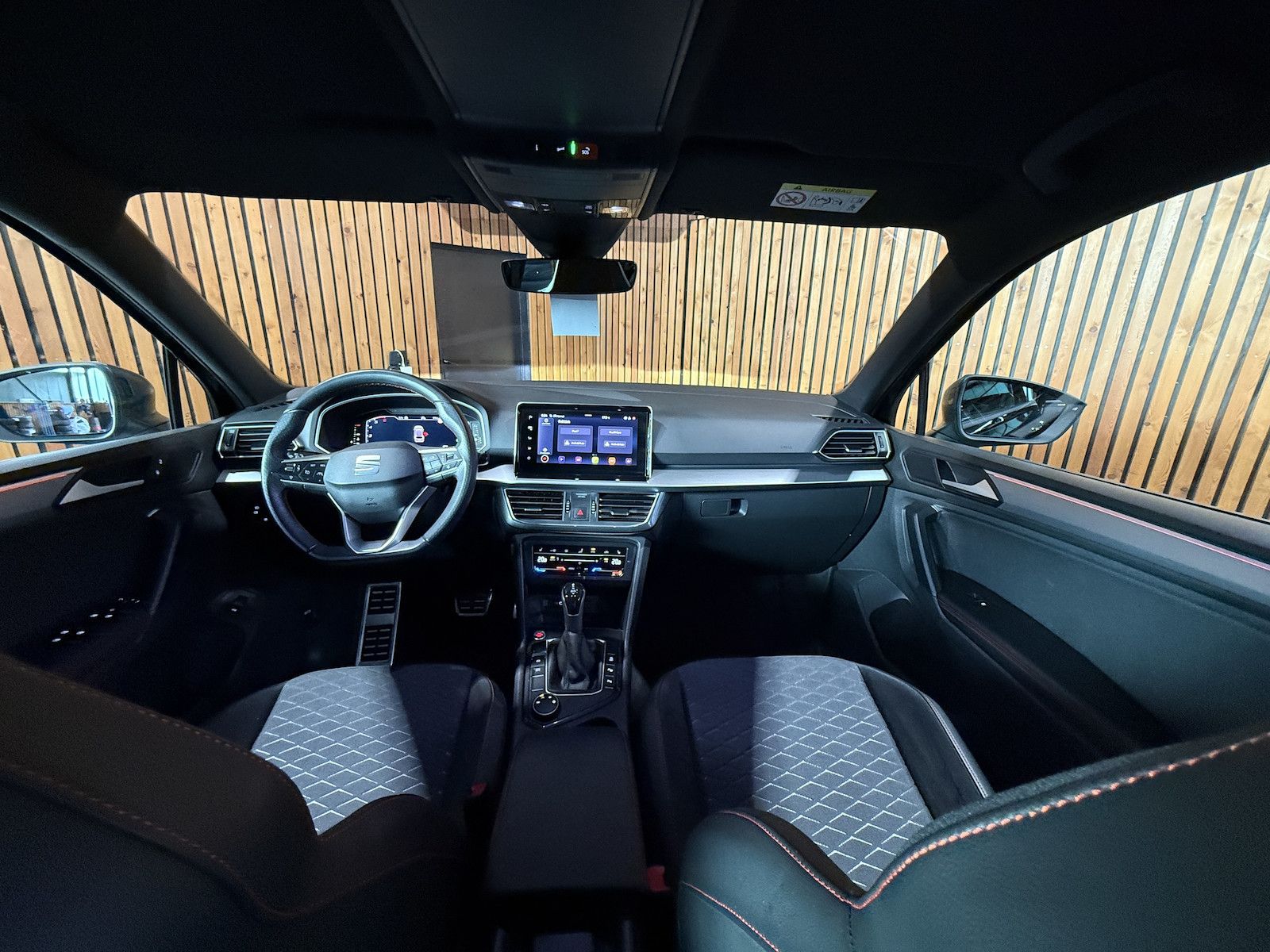 Fahrzeugabbildung SEAT Tarraco 2,0 TDI FR DSG *Navi*LED*Kam*AHK*Kessy*