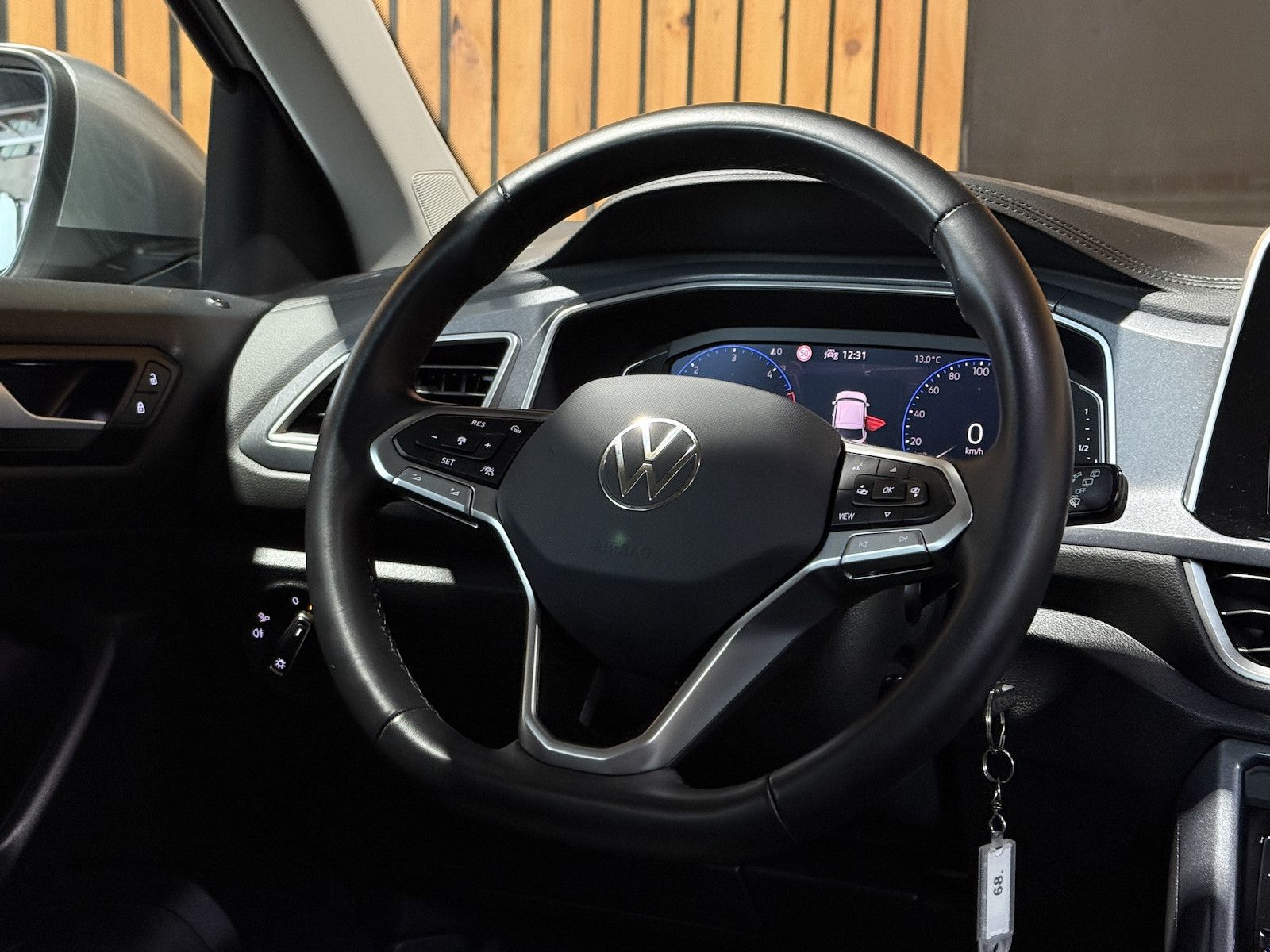 Fahrzeugabbildung Volkswagen T-Roc 2,0 TDI Style DSG Navi*LED*Kam*Virtual*AHK