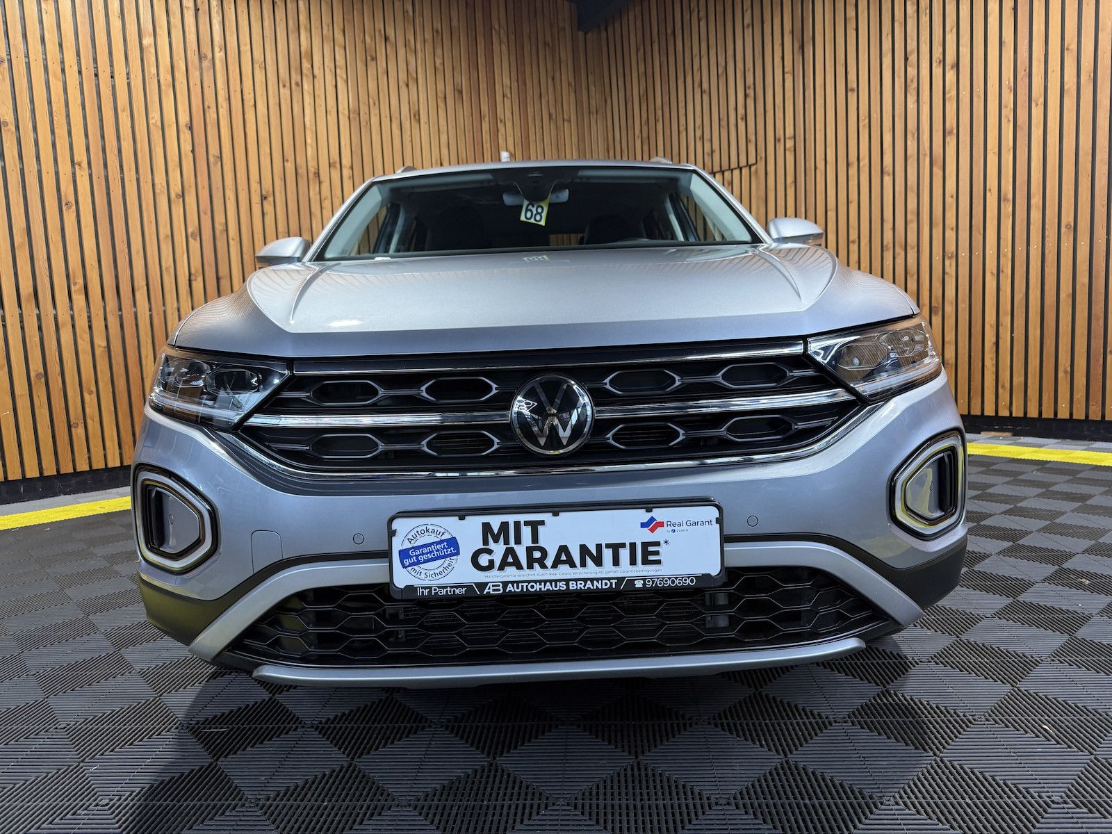 Fahrzeugabbildung Volkswagen T-Roc 2,0 TDI Style DSG Navi*LED*Kam*Virtual*AHK