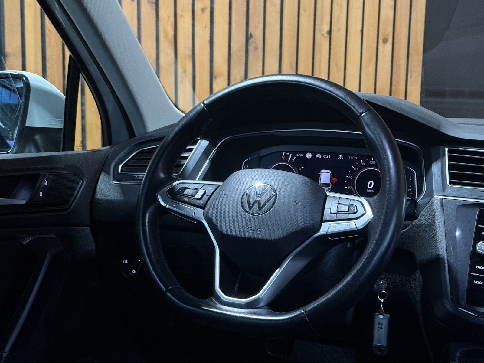 Fahrzeugabbildung Volkswagen Tiguan 1,4 eHybrid Active DSG *Navi*ACC*LED*AHK