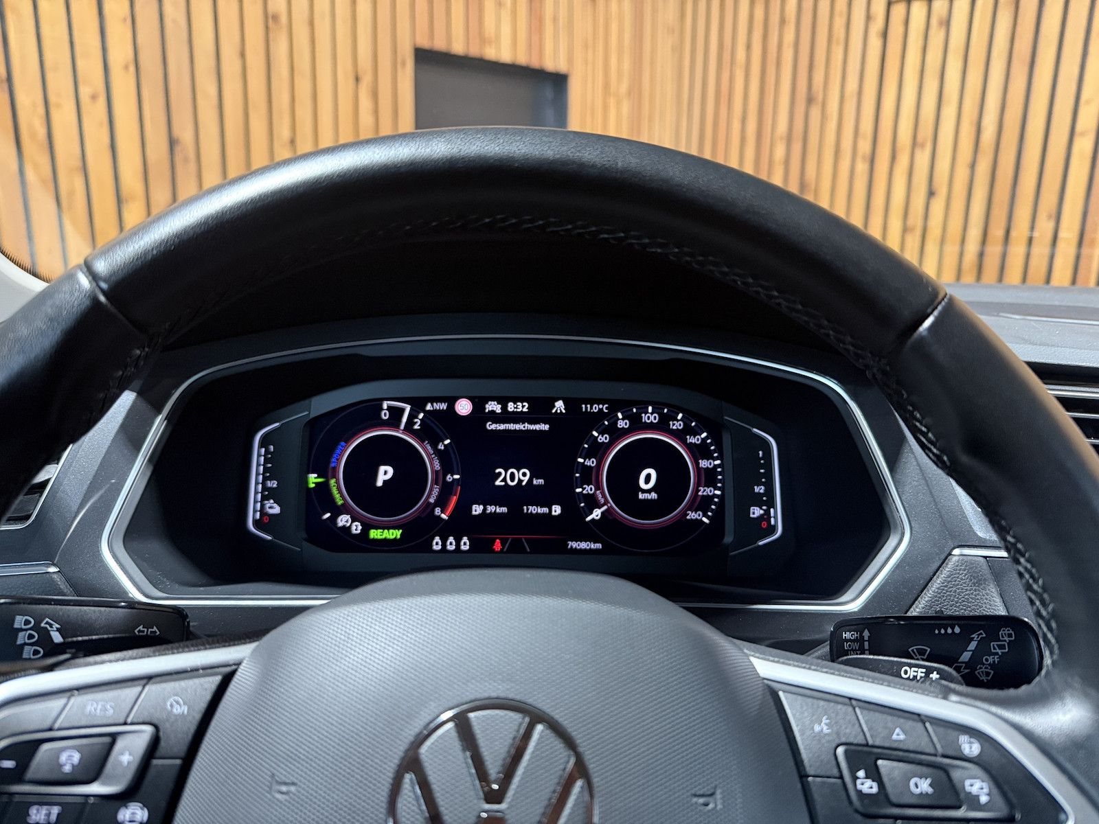 Fahrzeugabbildung Volkswagen Tiguan 1,4 eHybrid Active DSG *Navi*ACC*LED*AHK