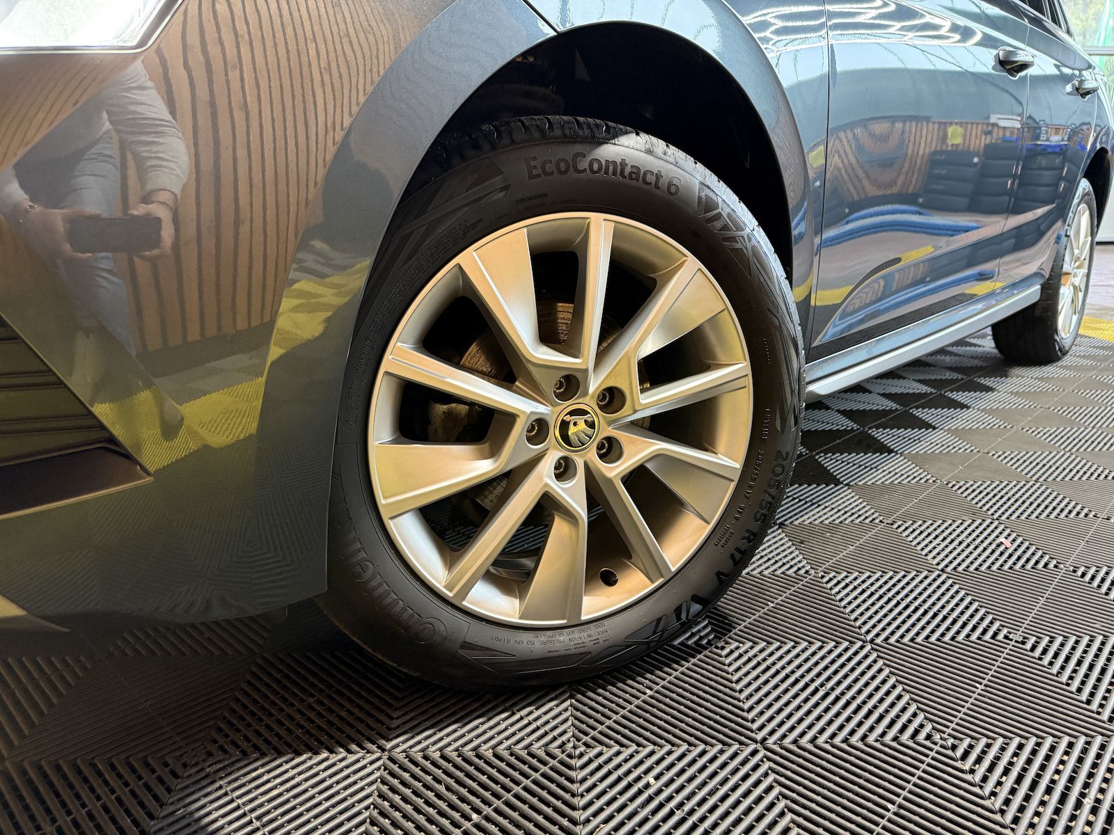 Fahrzeugabbildung SKODA Kamiq Style TSI *LED*App*Tempo*Alu*PDC*SHz*