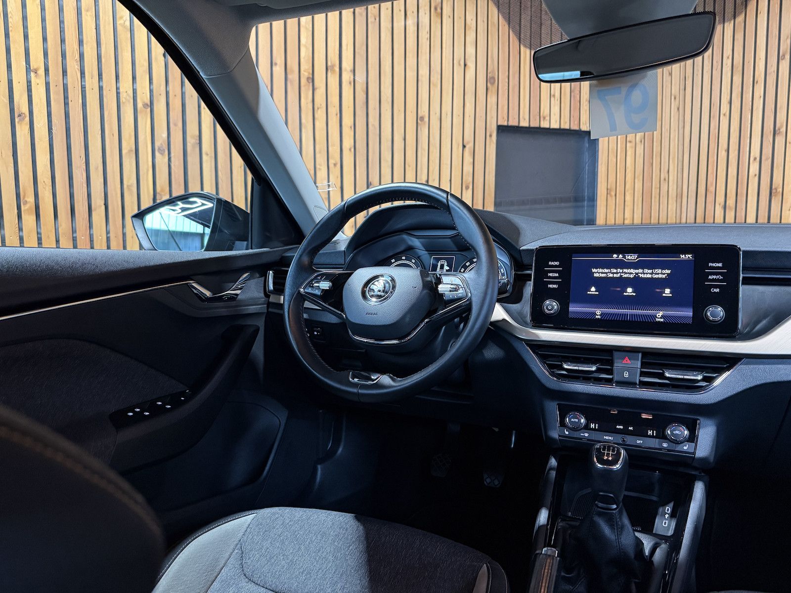 Fahrzeugabbildung SKODA Kamiq Style TSI *LED*App*Tempo*Alu*PDC*SHz*