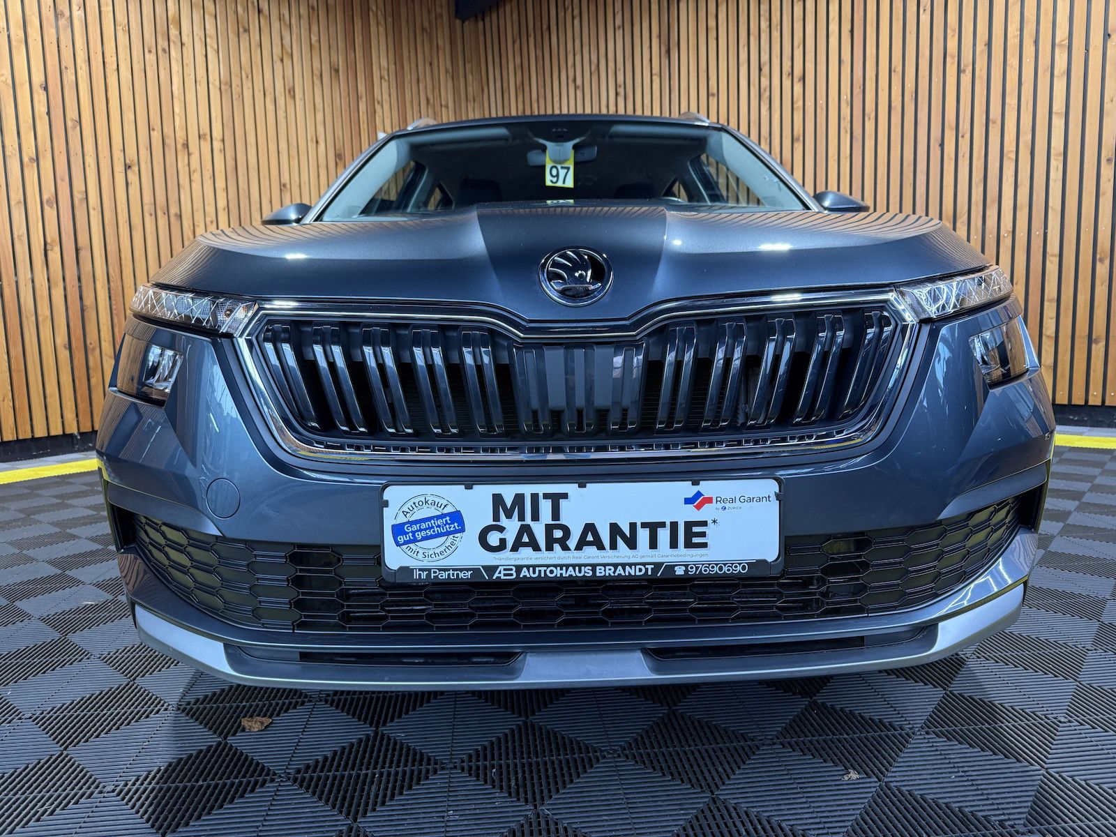 Fahrzeugabbildung SKODA Kamiq Style TSI *LED*App*Tempo*Alu*PDC*SHz*