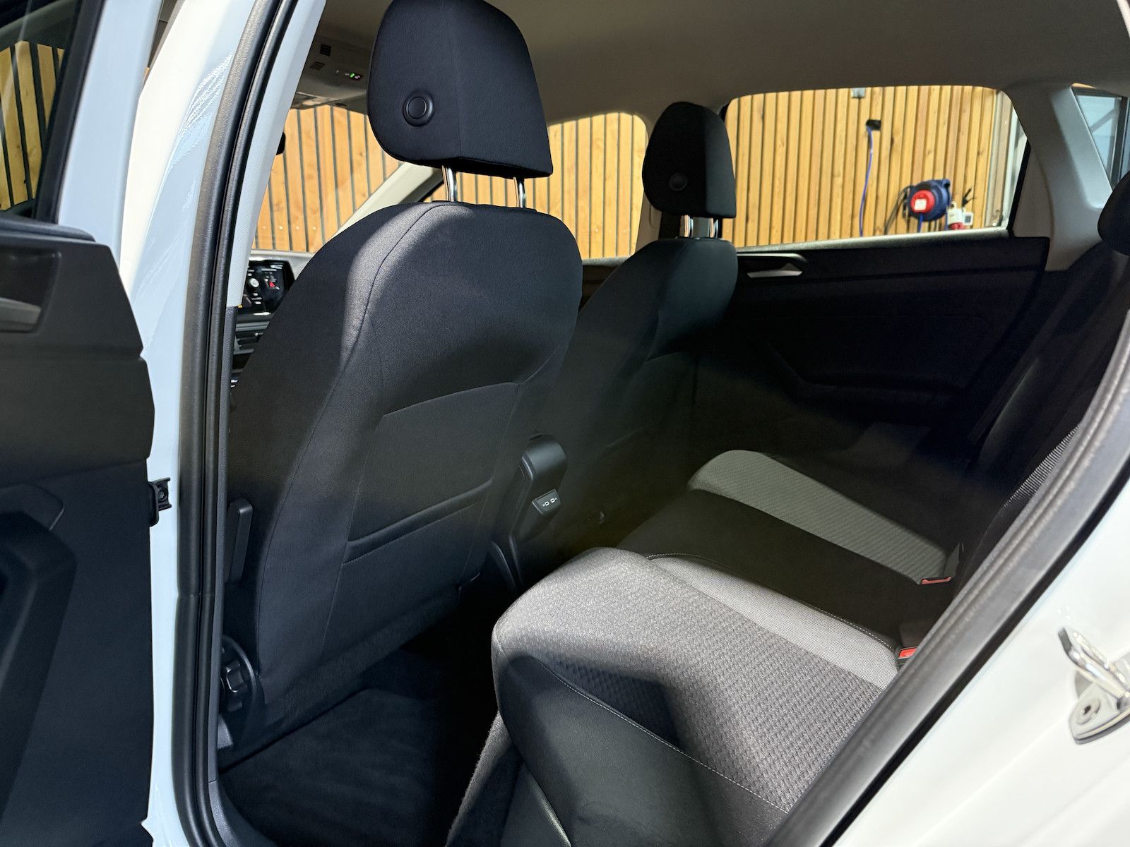 Fahrzeugabbildung Volkswagen Taigo 1,0 TSI Life *Navi*Matrix*Virtual*Sitzhz*