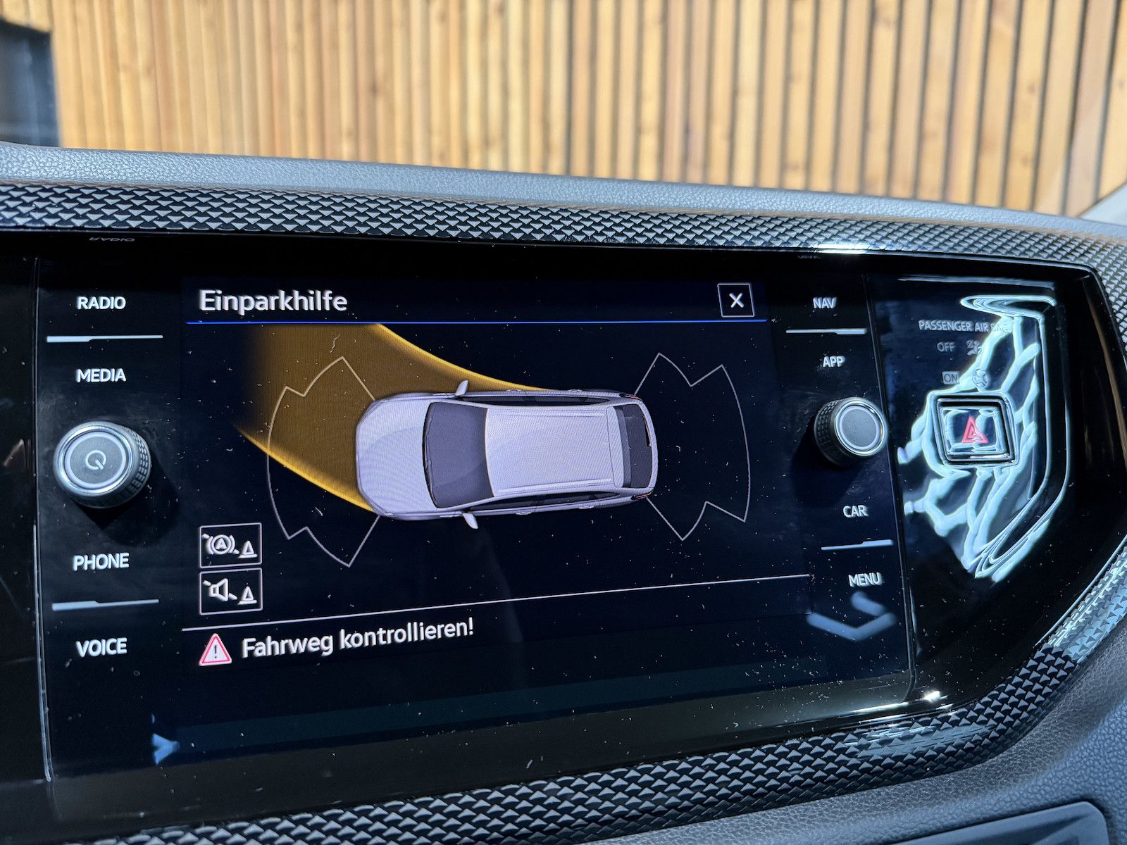 Fahrzeugabbildung Volkswagen Taigo 1,0 TSI Life *Navi*Matrix*Virtual*Sitzhz*