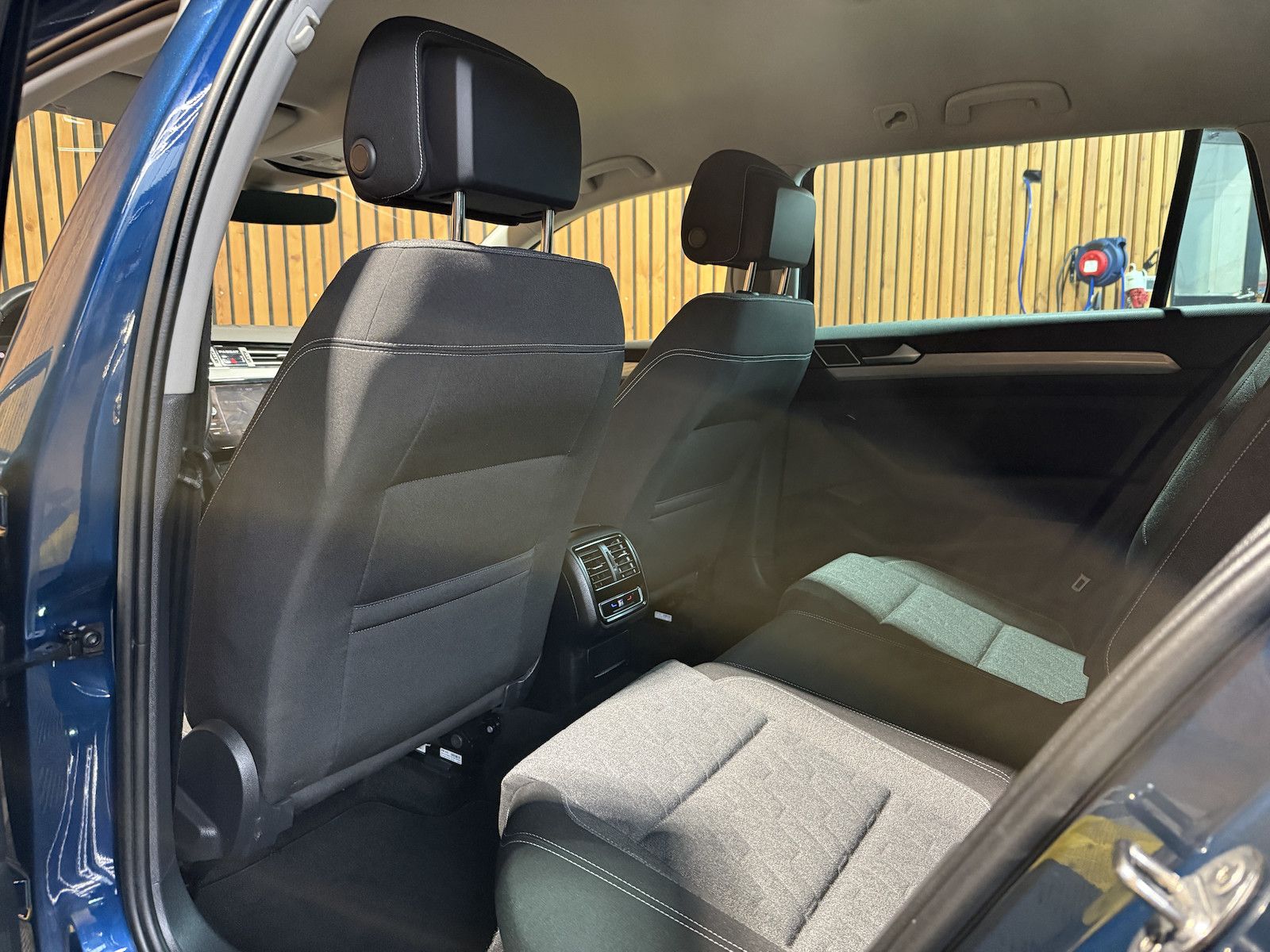 Fahrzeugabbildung Volkswagen Passat Variant GTE DSG *Navi*Kam*LED*Virtual*ACC