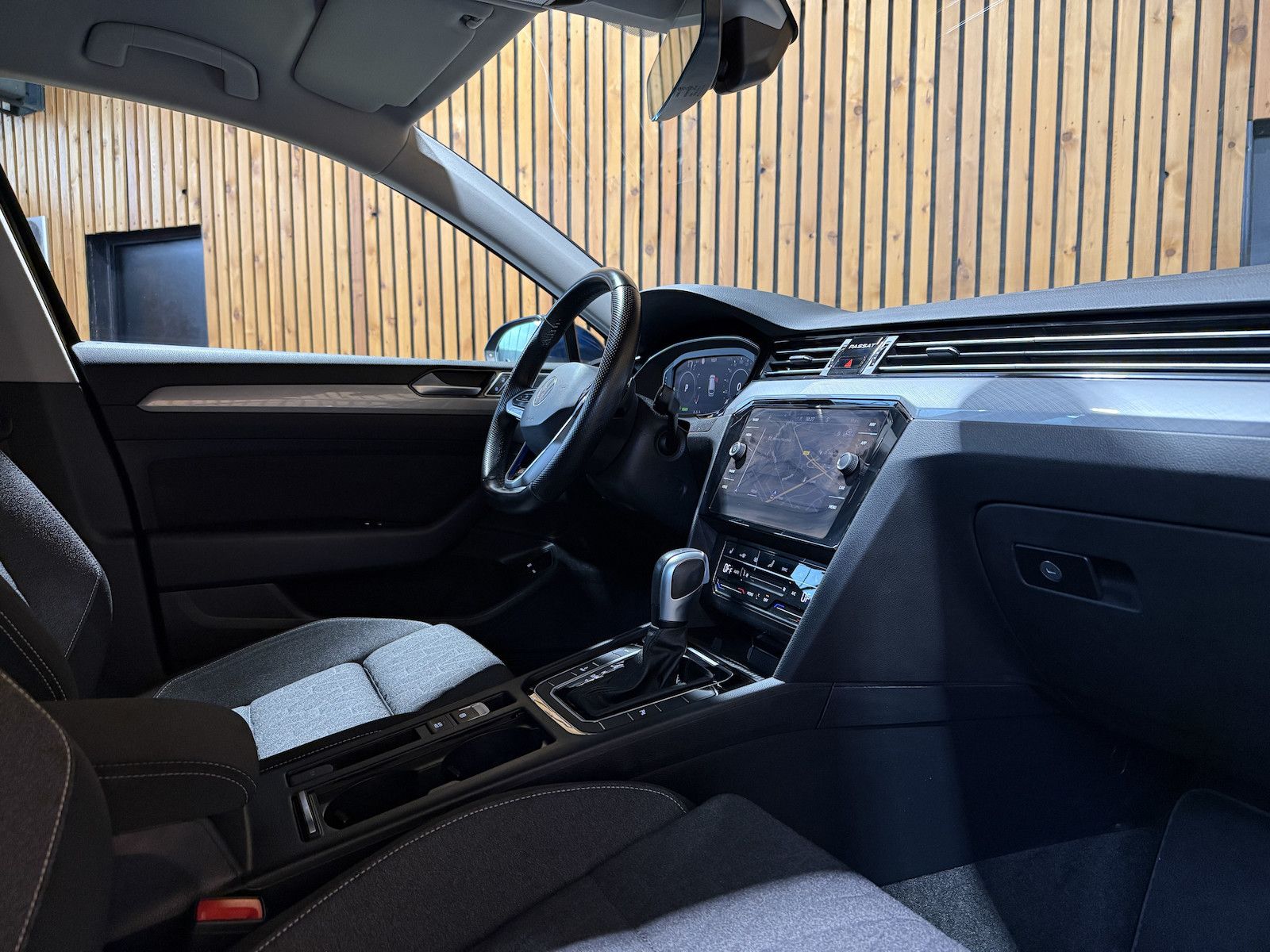 Fahrzeugabbildung Volkswagen Passat Variant GTE DSG *Navi*Kam*LED*Virtual*ACC