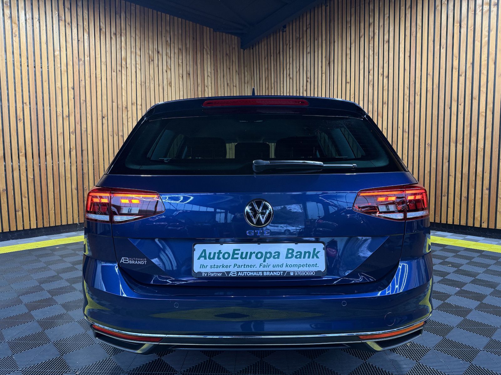 Fahrzeugabbildung Volkswagen Passat Variant GTE DSG *Navi*Kam*LED*Virtual*ACC