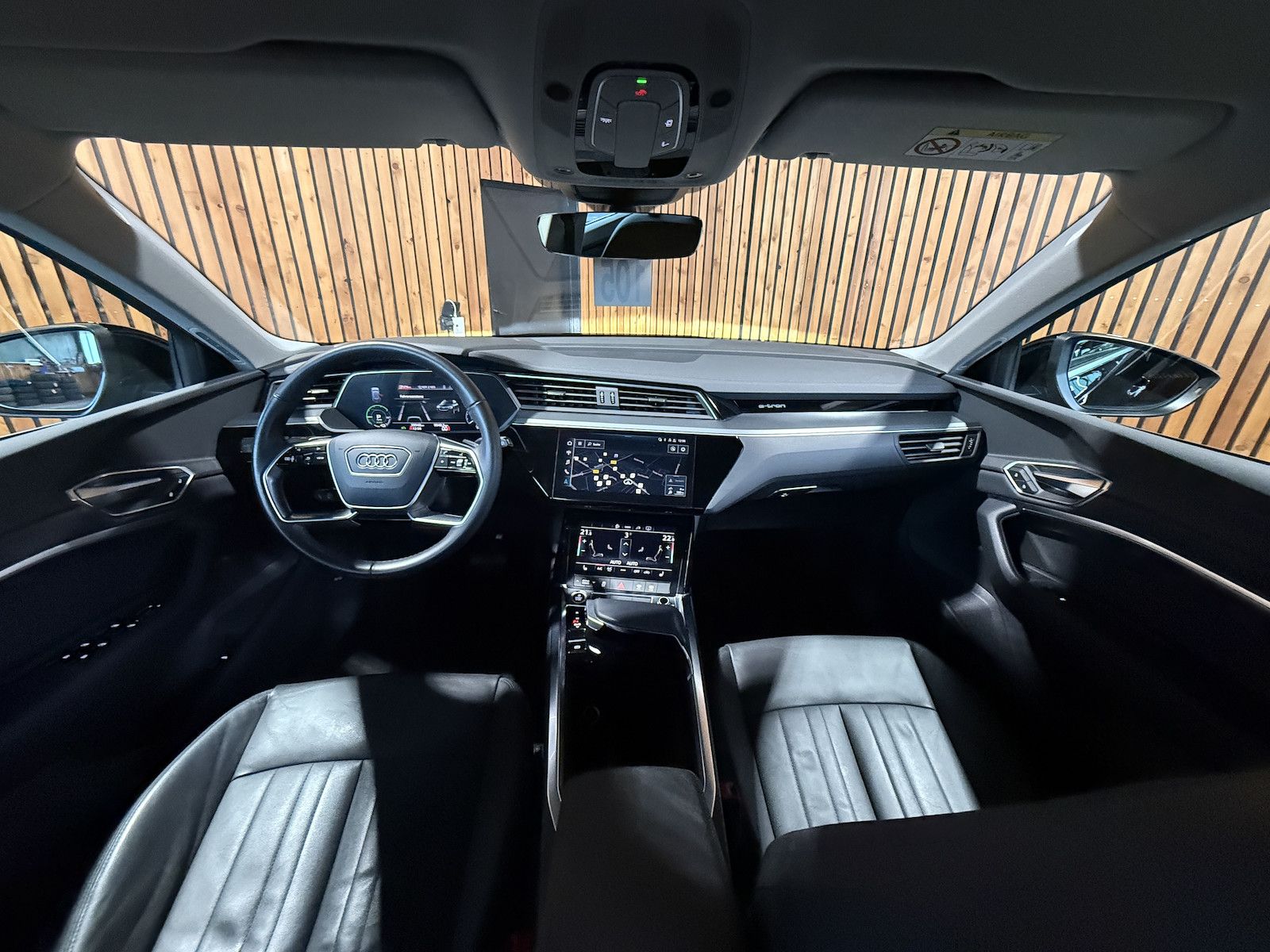 Fahrzeugabbildung Audi e-tron 50 quattro Navi*Kam*Virt*Luft*LED*Keyless