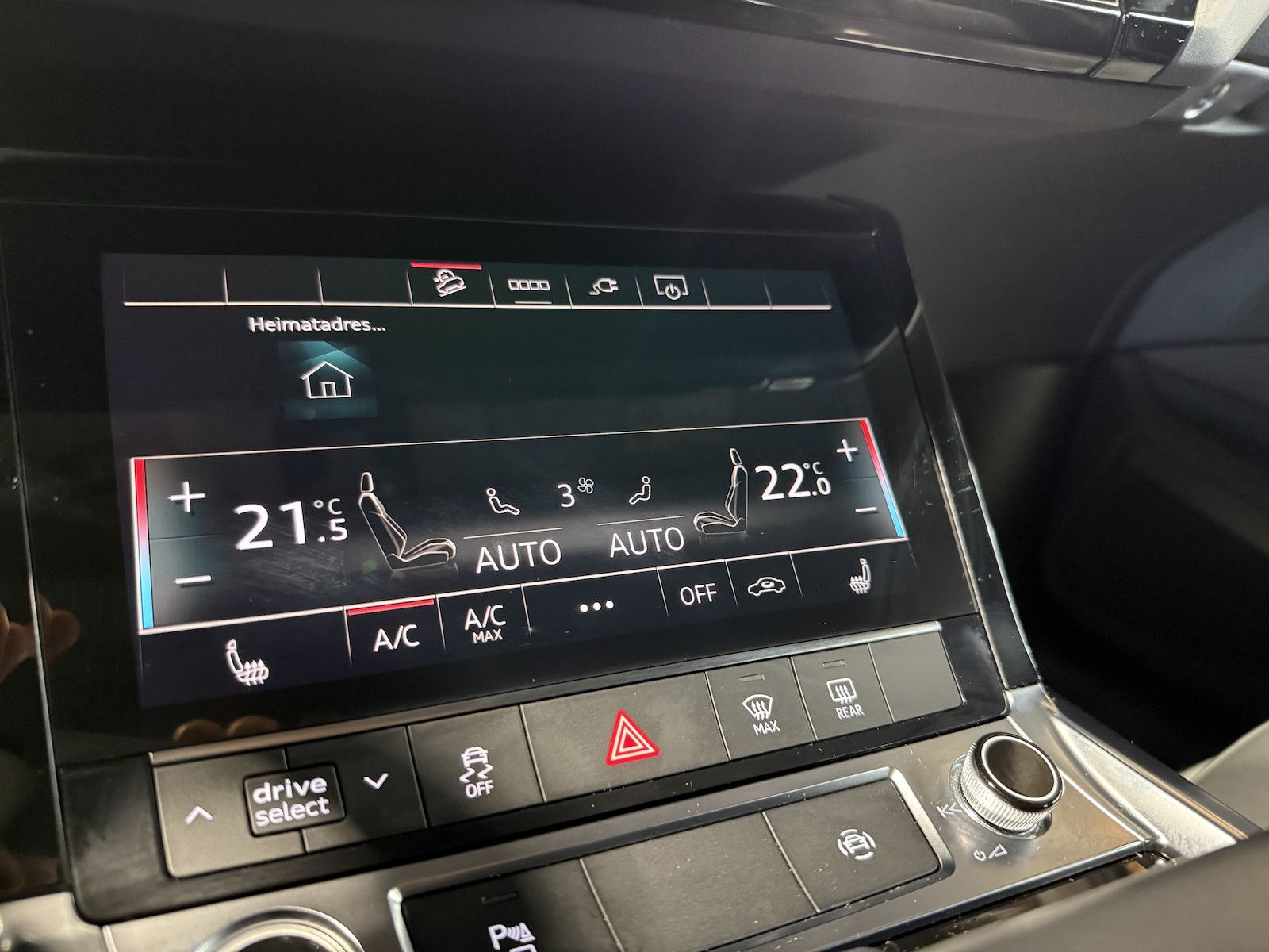 Fahrzeugabbildung Audi e-tron 50 quattro Navi*Kam*Virt*Luft*LED*Keyless