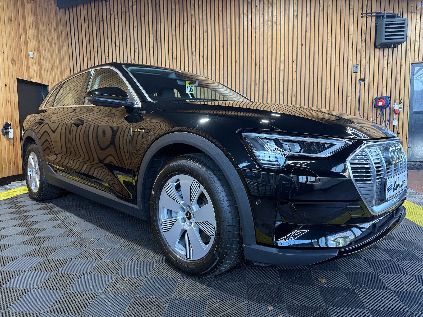 Fahrzeugabbildung Audi e-tron 50 quattro Navi*Kam*Virt*Luft*LED*Keyless