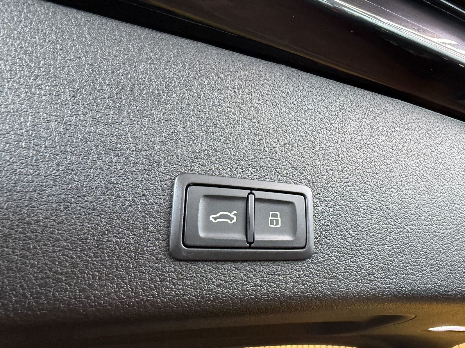 Fahrzeugabbildung Audi e-tron 50 quattro Navi*Kam*Virt*Luft*LED*Keyless