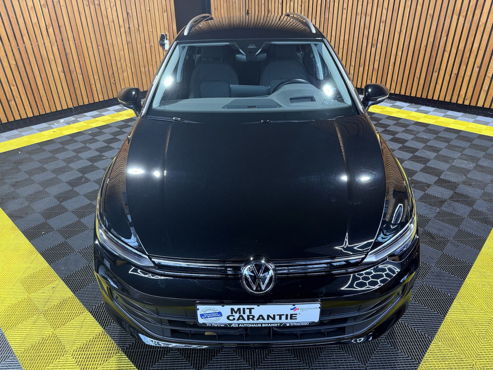 Fahrzeugabbildung Volkswagen Golf Variant 2,0 TDI Facel. DSG*Navi*LED*Kam*AHK