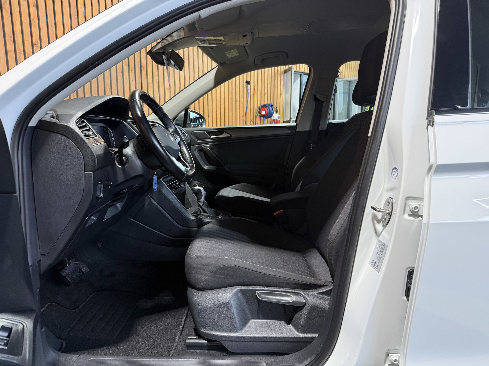 Fahrzeugabbildung Volkswagen Tiguan Allspace 2,0 TDI DSG *Navi*Kam*LED*Head*