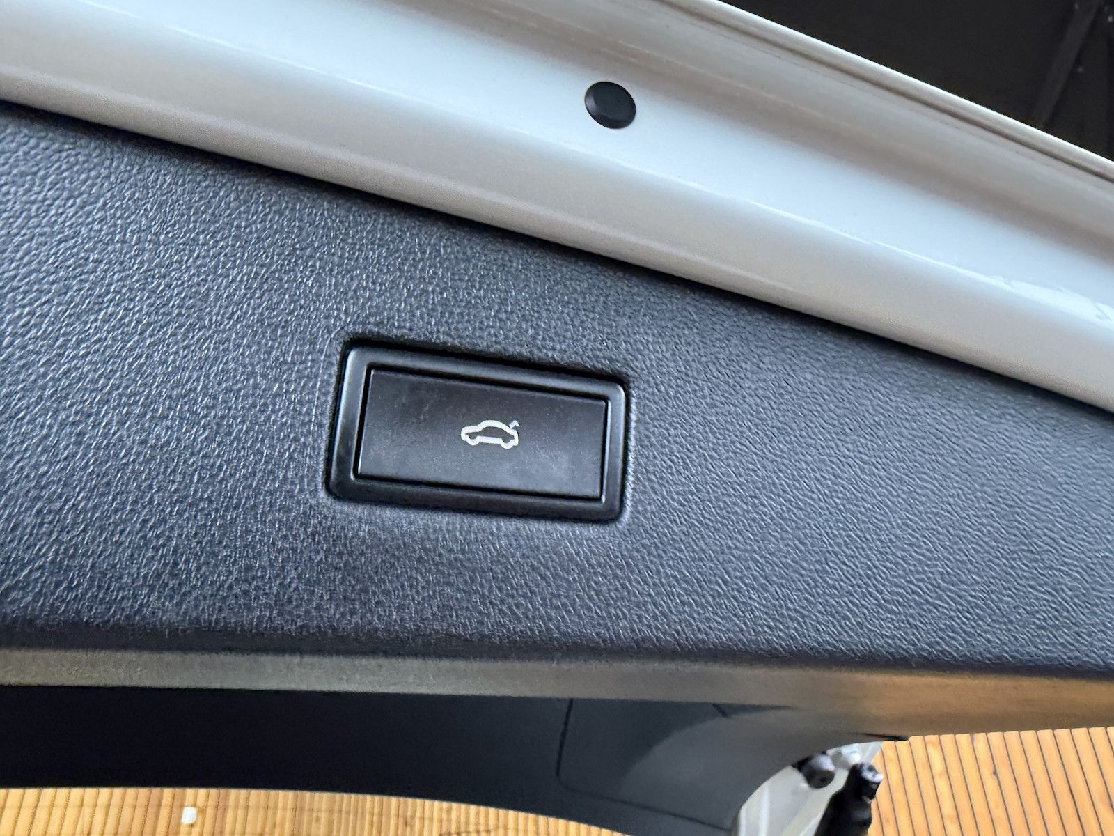 Fahrzeugabbildung Volkswagen Tiguan Allspace 2,0 TDI DSG *Navi*Kam*LED*Head*