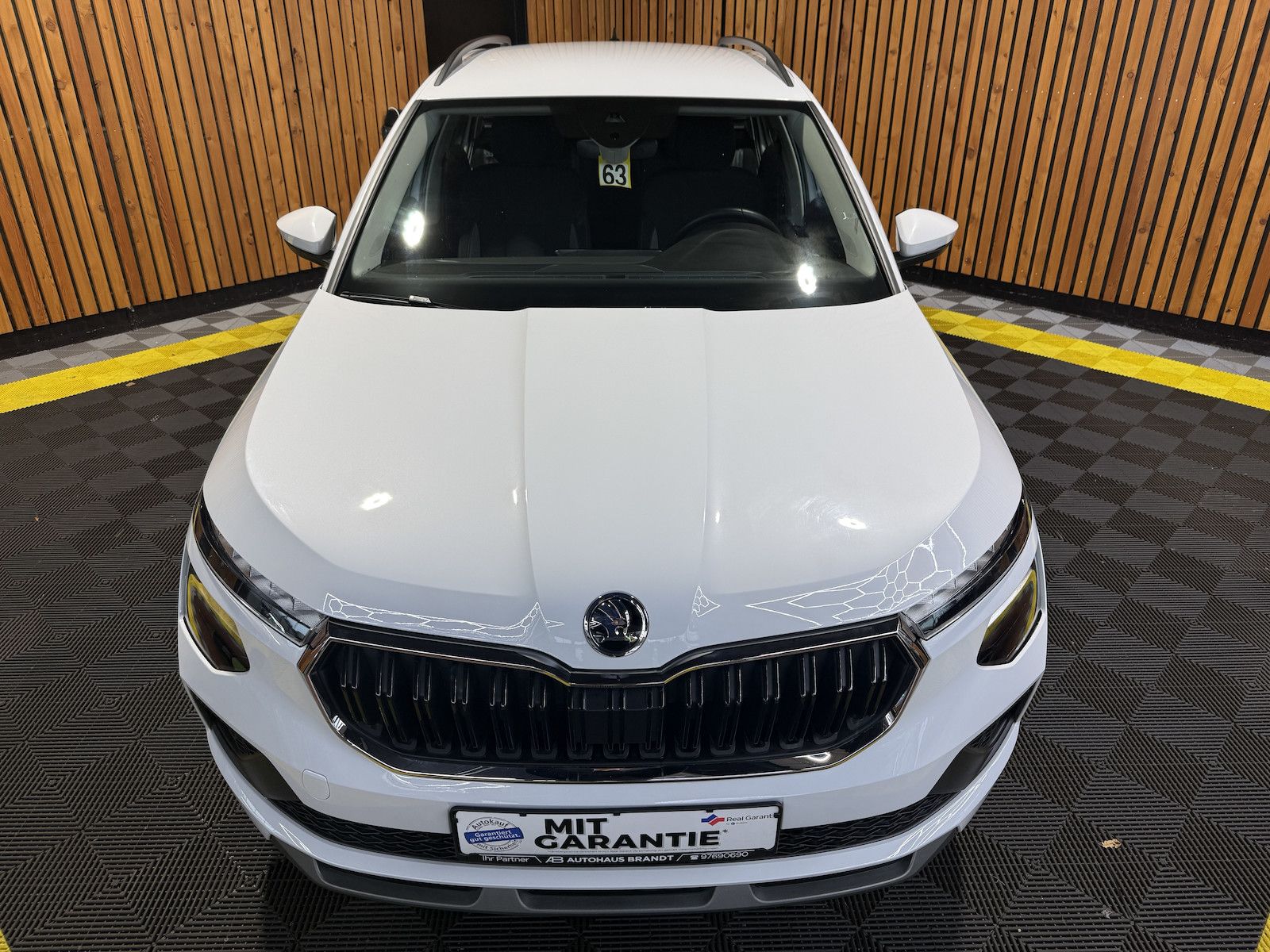 Fahrzeugabbildung SKODA Kamiq 1,5TSI Selec. DSG*Navi*LED*Kam*Virtual*ACC