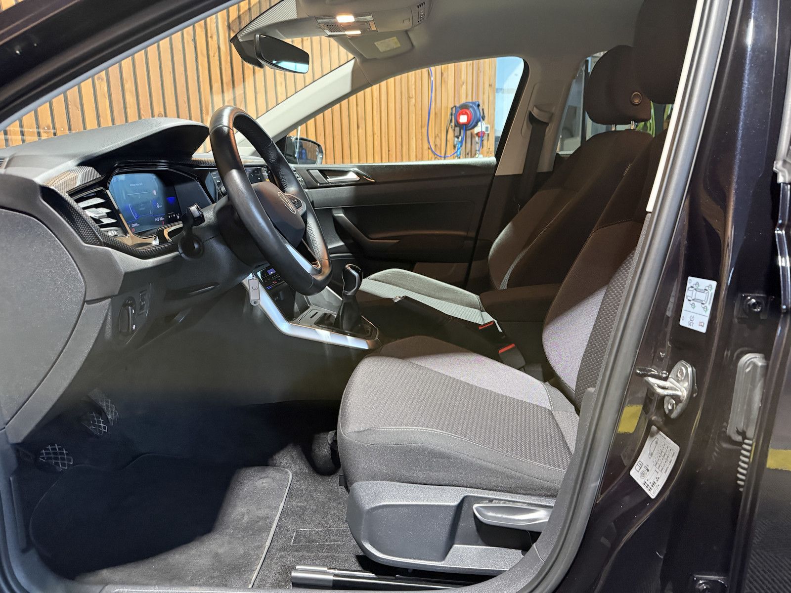 Fahrzeugabbildung Volkswagen Polo TSI Life 5-tg. *Navi*LED*Kam*Virtual*Sitzhz