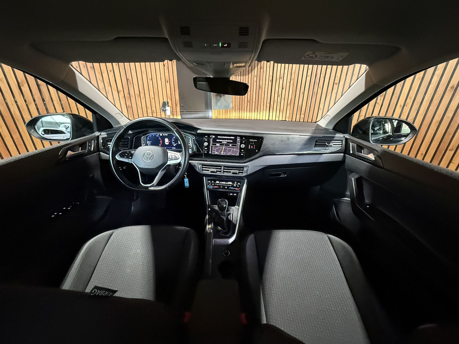 Fahrzeugabbildung Volkswagen Taigo 1,0 TSI Life *Navi*LED*Virtual*Sitzhz*Kam*