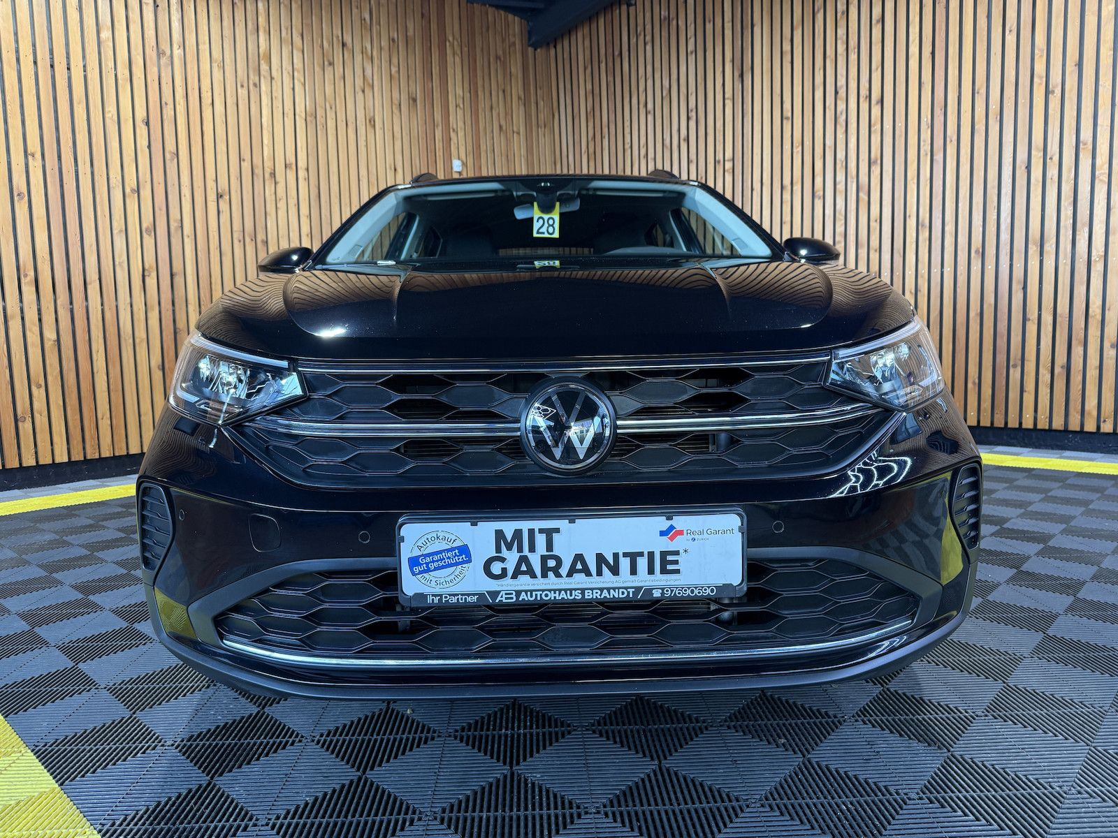 Fahrzeugabbildung Volkswagen Taigo 1,0 TSI Life *Navi*LED*Virtual*Sitzhz*Kam*