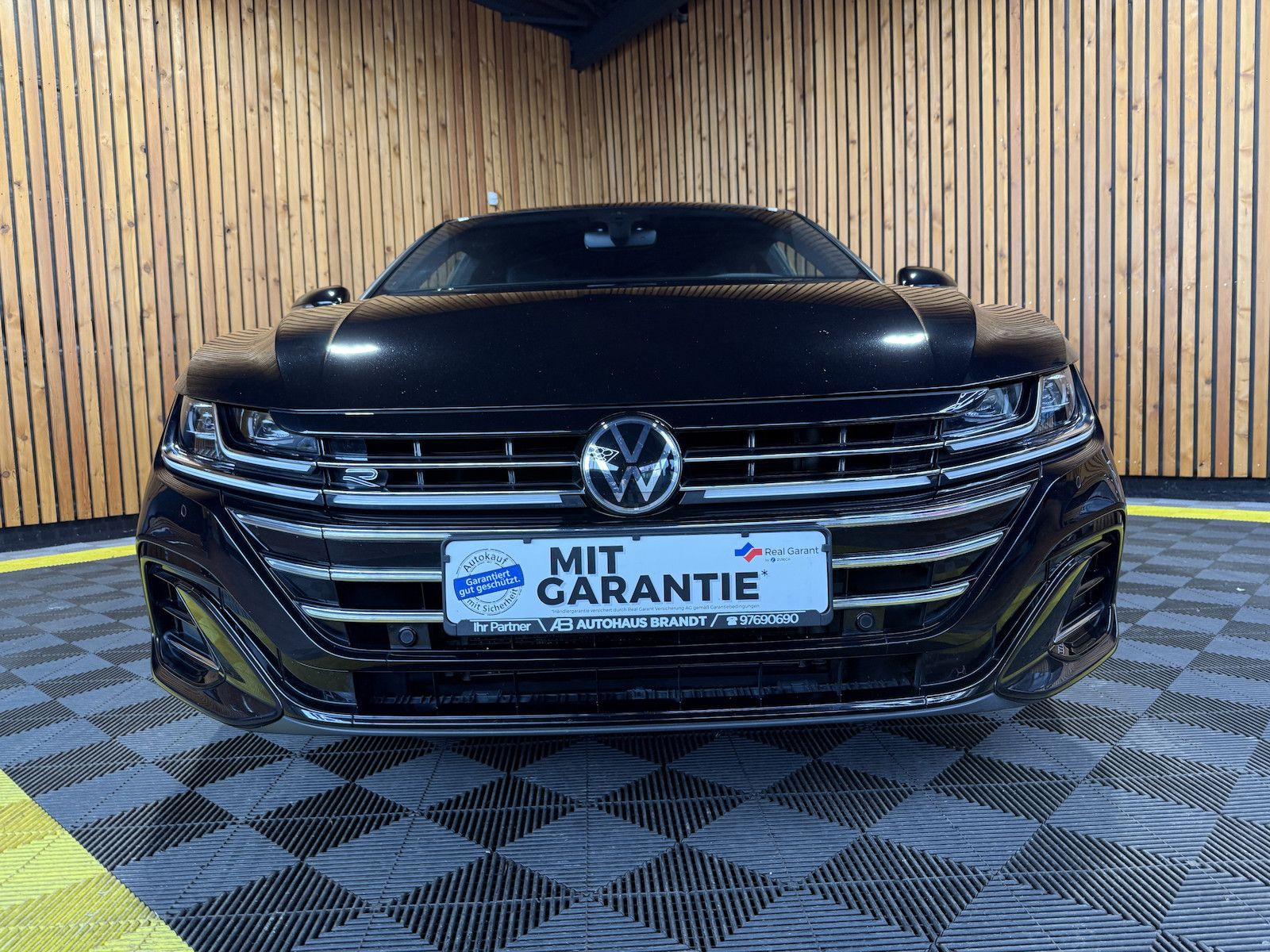 Fahrzeugabbildung Volkswagen Arteon SB. 2,0 TSI R-Line*Navi*Kam*AHK*Keyl.*IQ*