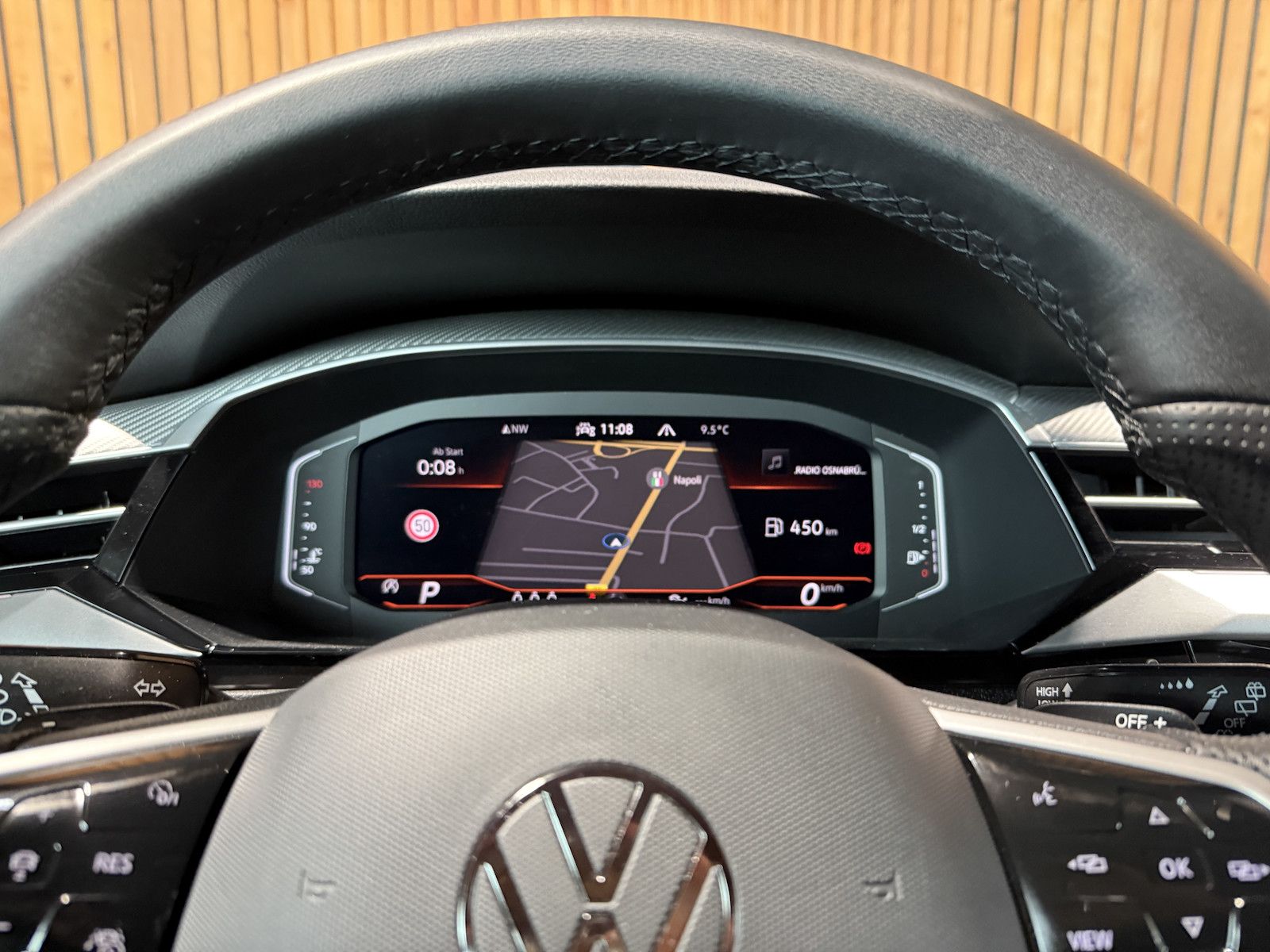 Fahrzeugabbildung Volkswagen Arteon SB. 2,0 TSI R-Line*Navi*Kam*AHK*Keyl.*IQ*