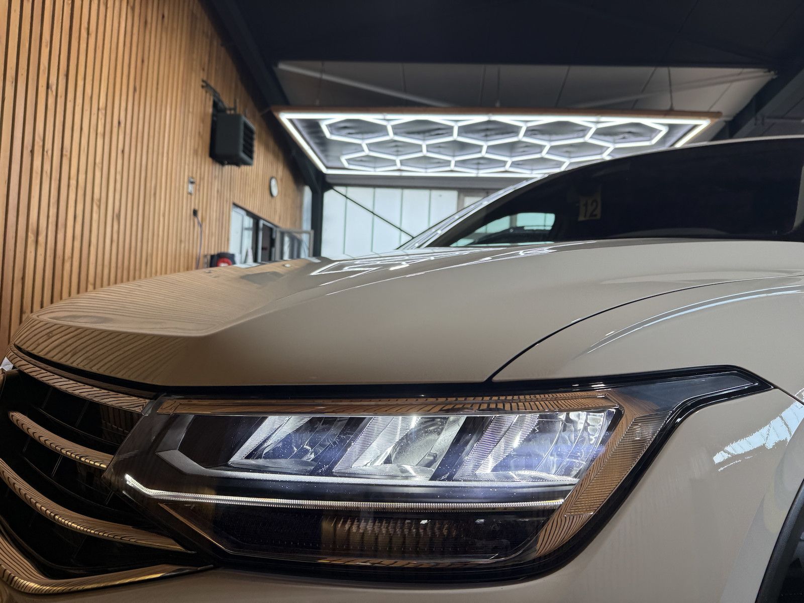 Fahrzeugabbildung Volkswagen Tiguan Allspace 1,5 TSI Move DSG *Navi*Kam*LED*