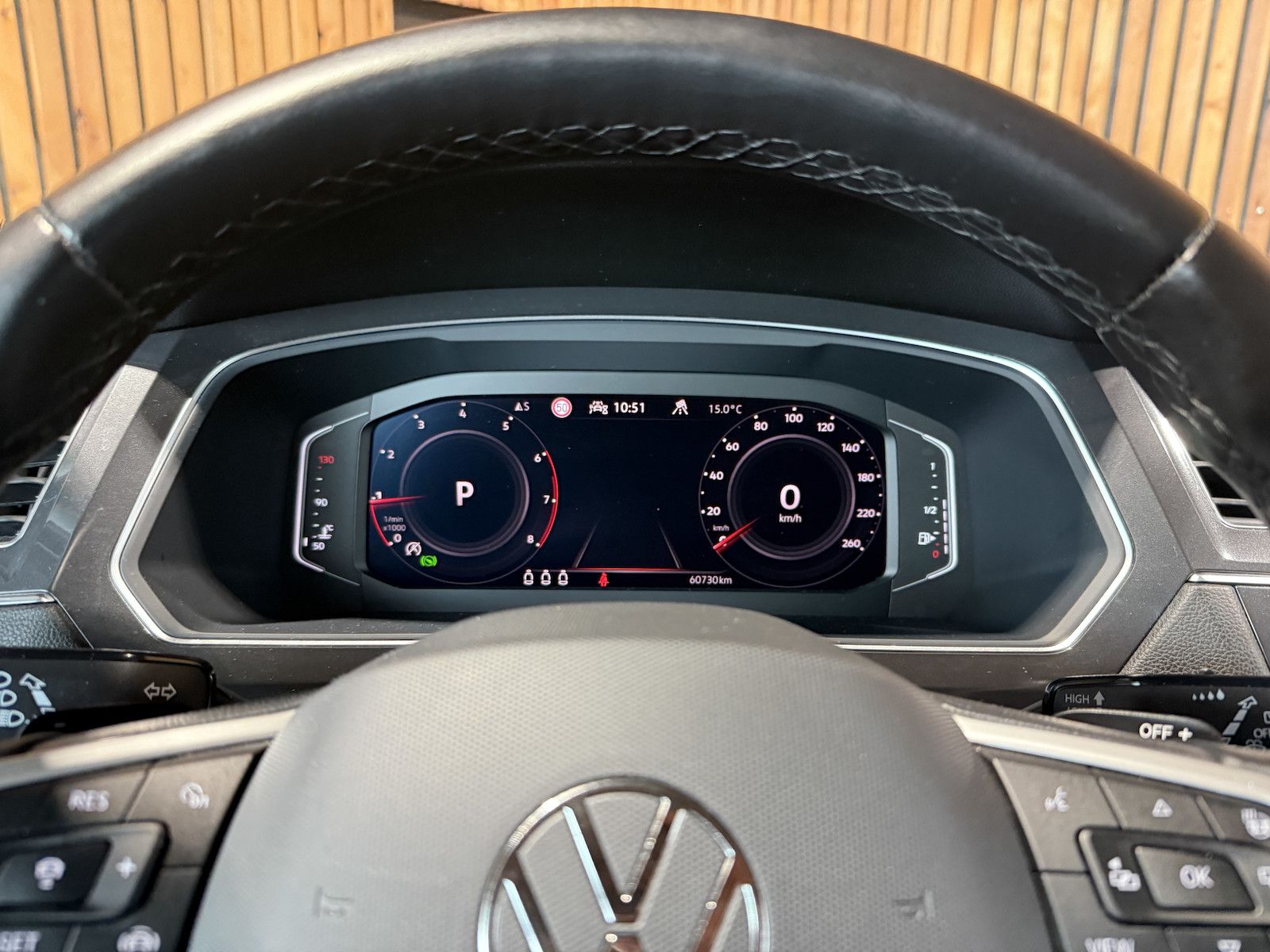 Fahrzeugabbildung Volkswagen Tiguan Allspace 1,5 TSI Move DSG *Navi*Kam*LED*