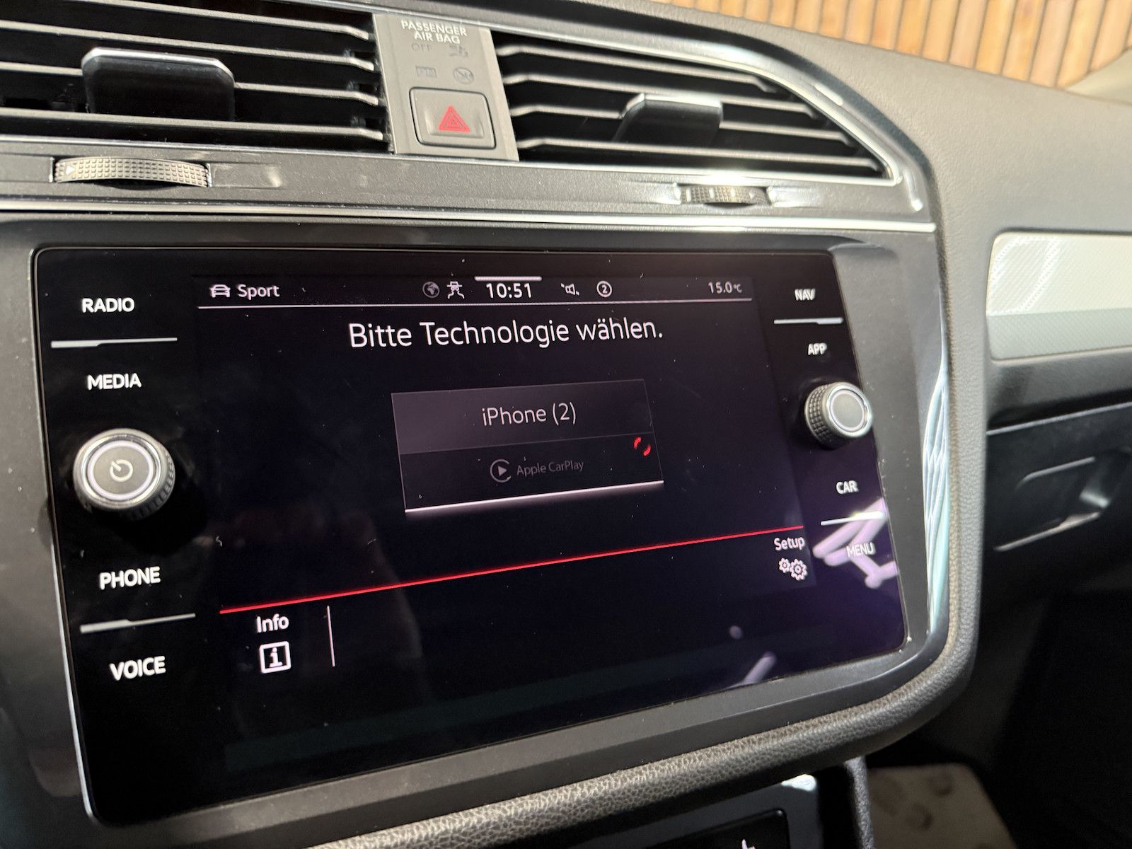 Fahrzeugabbildung Volkswagen Tiguan Allspace 1,5 TSI Move DSG *Navi*Kam*LED*