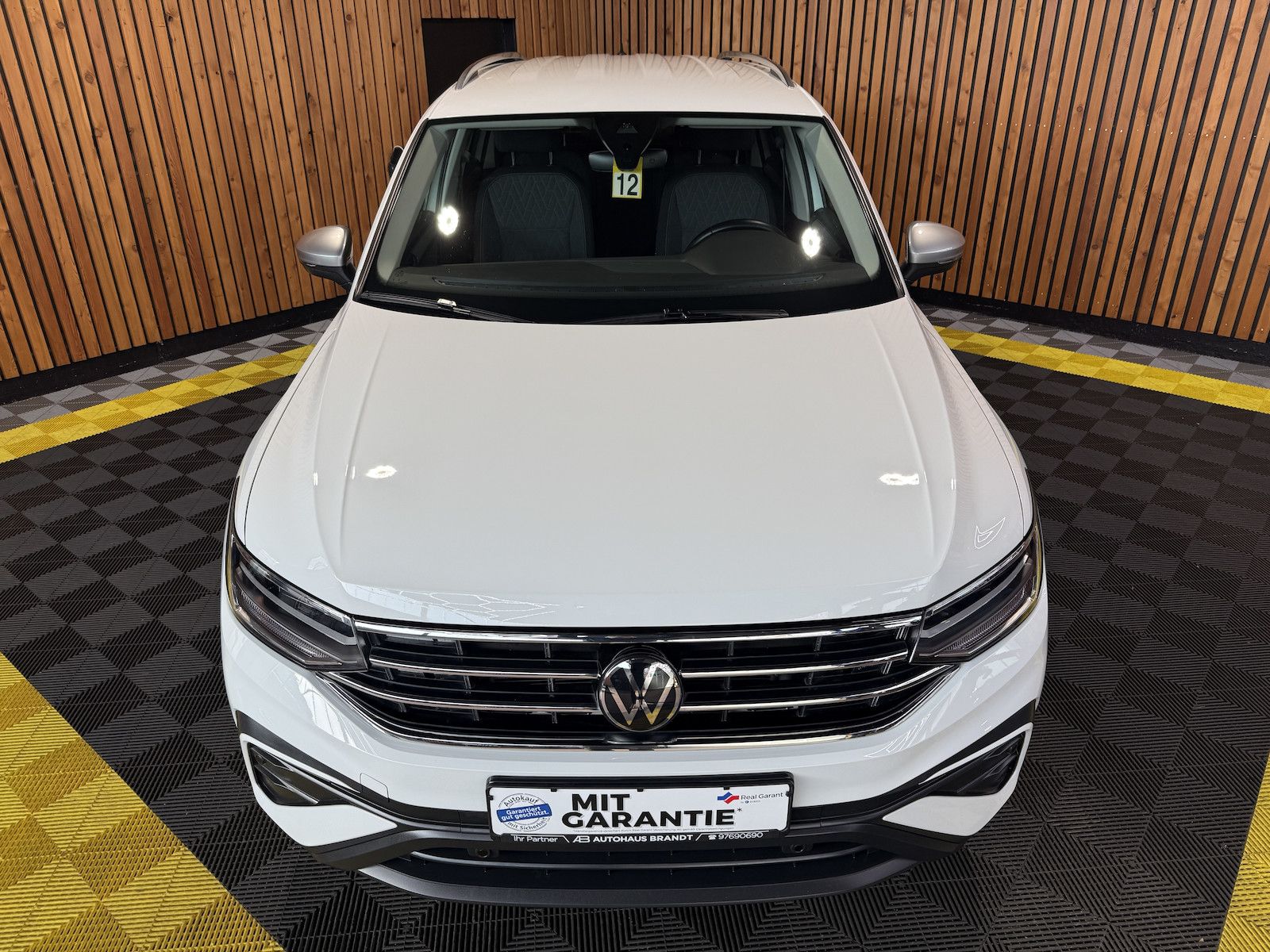 Fahrzeugabbildung Volkswagen Tiguan Allspace 1,5 TSI Move DSG *Navi*Kam*LED*